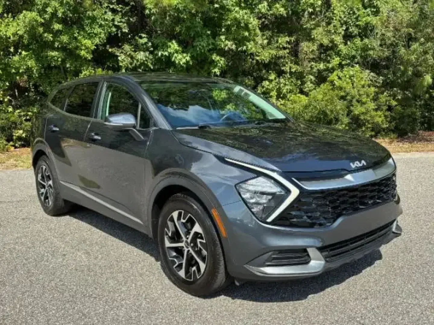 2023 /Black Kia Sportage EX (5XYK33AF6PG) with an 2.5L I-4 port/direct injection engine, 6A transmission, located at 9146 Ocean Hwy West, Calabash, NC, 28467, (910) 579-1110, 33.928635, -78.576157 - ### Embrace Adventure with the 2023 Kia Sportage EX at Car City - Conway!<br /> <br /> Are you ready to elevate your daily commute and weekend adventures? Look no further than the 2023 Kia Sportage EX, available now at Car City - Conway! This stylish and reliable crossover is designed to accommodate - Photo#1