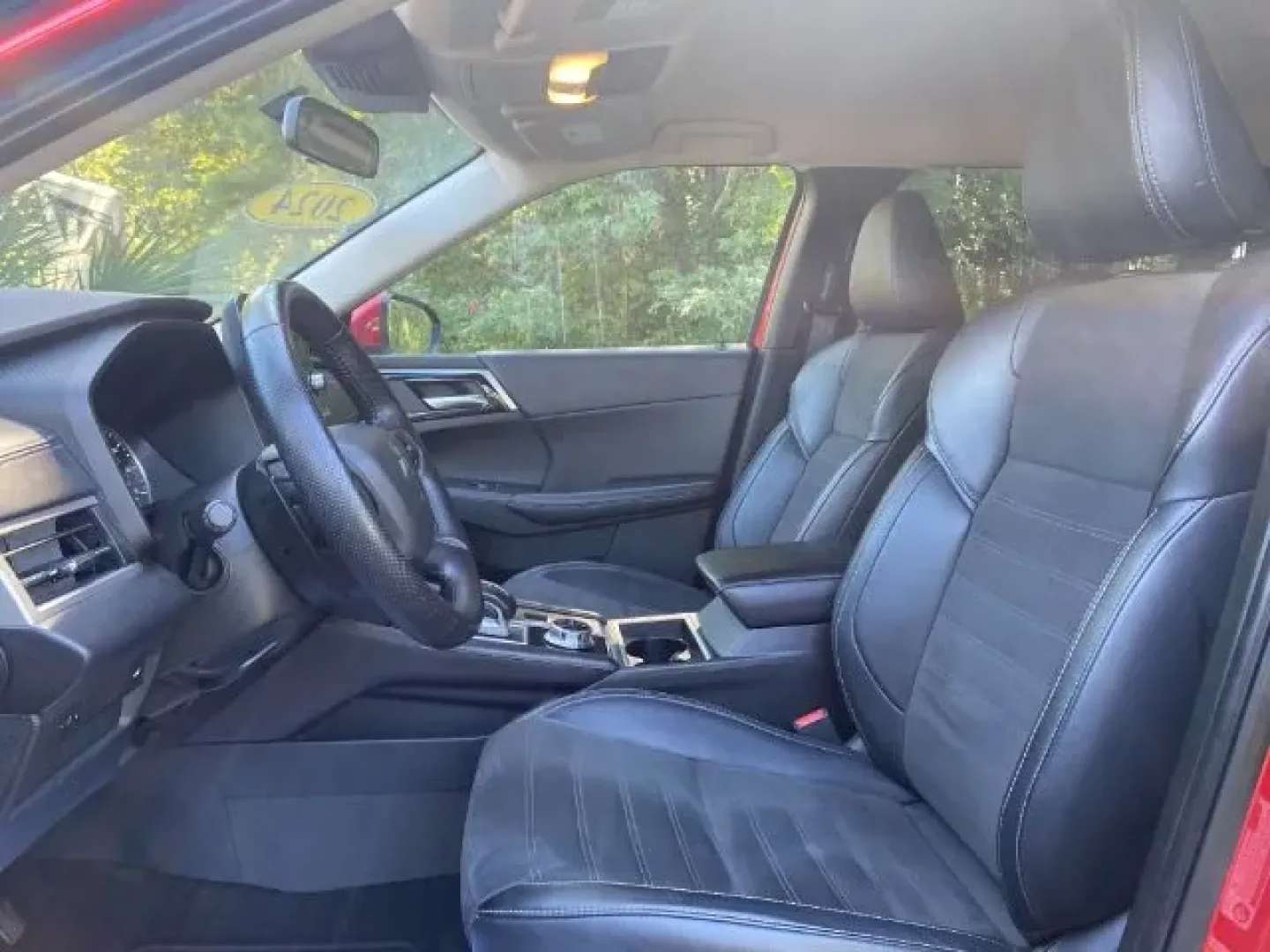 2024 /GRAY LEATHER Mitsubishi Outlander SE 2.5 S-AWC | SE Black Edition S-AWC | SE Ralliart S-AWC | SE Black Editio (JA4J4VA83RZ) with an Other engine, located at 3598 James B White Hwy South, Whiteville, NC, 28472, (910) 642-3196, 34.294846, -78.732613 - 2024 Mitsubishi Outlander SE 2.5 S-AWC | SE Black Edition S-AWC | SE Ralliart S-AWC | SE Black Editio - Photo#4