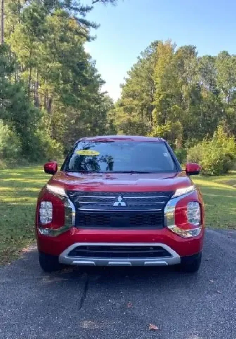 2024 /GRAY LEATHER Mitsubishi Outlander SE 2.5 S-AWC | SE Black Edition S-AWC | SE Ralliart S-AWC | SE Black Editio (JA4J4VA83RZ) with an Other engine, located at 3598 James B White Hwy South, Whiteville, NC, 28472, (910) 642-3196, 34.294846, -78.732613 - Discover your next adventure with the 2024 Mitsubishi Outlander SE 2.5 S-AWC, now available at Car City - Calabash. This stylish SUV is designed to elevate both your daily commutes and weekend getaways, making it the perfect fit for growing families or those who crave outdoor explorations. With its - Photo#2