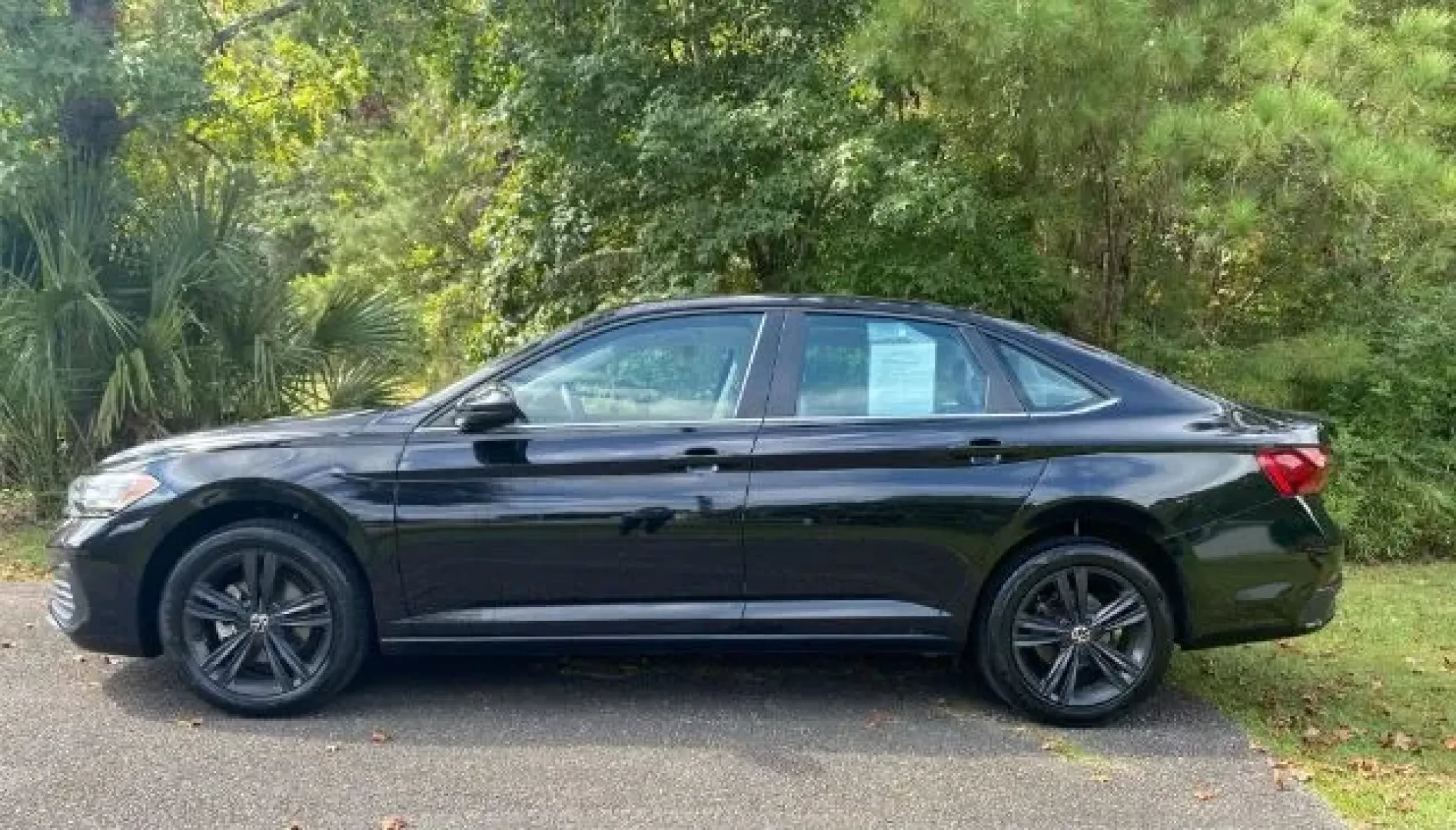 2023 /BEIGE LEATHER Volkswagen Jetta 1.5T SE (3VW7M7BU0PM) with an 1.5L I-4 gasoline direct injection engine, located at 9146 Ocean Hwy West, Calabash, NC, 28467, (910) 579-1110, 33.928635, -78.576157 - ### Discover Your Perfect Ride: 2023 Volkswagen Jetta at Car City - Calabash<br /> <br /> Are you searching for a sleek and dependable vehicle to enhance your daily commute or weekend adventures? Look no further than this stunning 2023 Volkswagen Jetta, available now at Car City - Calabash! This sty - Photo#1