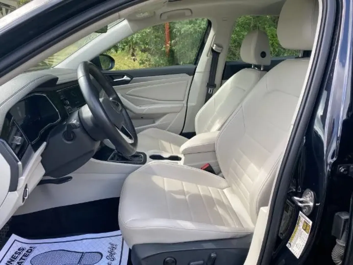 2023 /BEIGE LEATHER Volkswagen Jetta 1.5T SE (3VW7M7BU0PM) with an 1.5L I-4 gasoline direct injection engine, located at 9146 Ocean Hwy West, Calabash, NC, 28467, (910) 579-1110, 33.928635, -78.576157 - ### Discover Your Perfect Ride: 2023 Volkswagen Jetta at Car City - Calabash<br /> <br /> Are you searching for a sleek and dependable vehicle to enhance your daily commute or weekend adventures? Look no further than this stunning 2023 Volkswagen Jetta, available now at Car City - Calabash! This sty - Photo#4