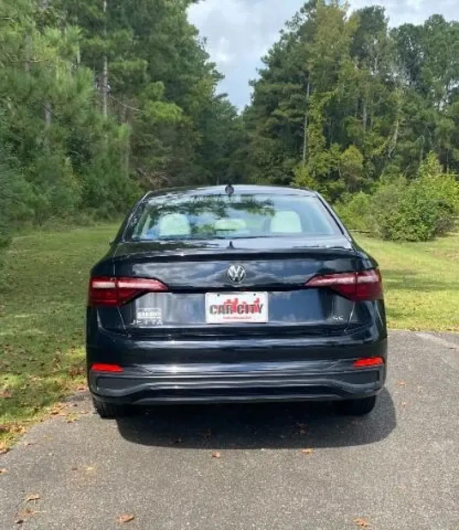 2023 /BEIGE LEATHER Volkswagen Jetta 1.5T SE (3VW7M7BU0PM) with an 1.5L I-4 gasoline direct injection engine, 8A transmission, located at 3598 James B White Hwy South, Whiteville, NC, 28472, (910) 642-3196, 34.294846, -78.732613 - ### Discover Your Perfect Ride: 2023 Volkswagen Jetta at Car City - Calabash<br /> <br /> Are you searching for a sleek and dependable vehicle to enhance your daily commute or weekend adventures? Look no further than this stunning 2023 Volkswagen Jetta, available now at Car City - Calabash! This sty - Photo#3
