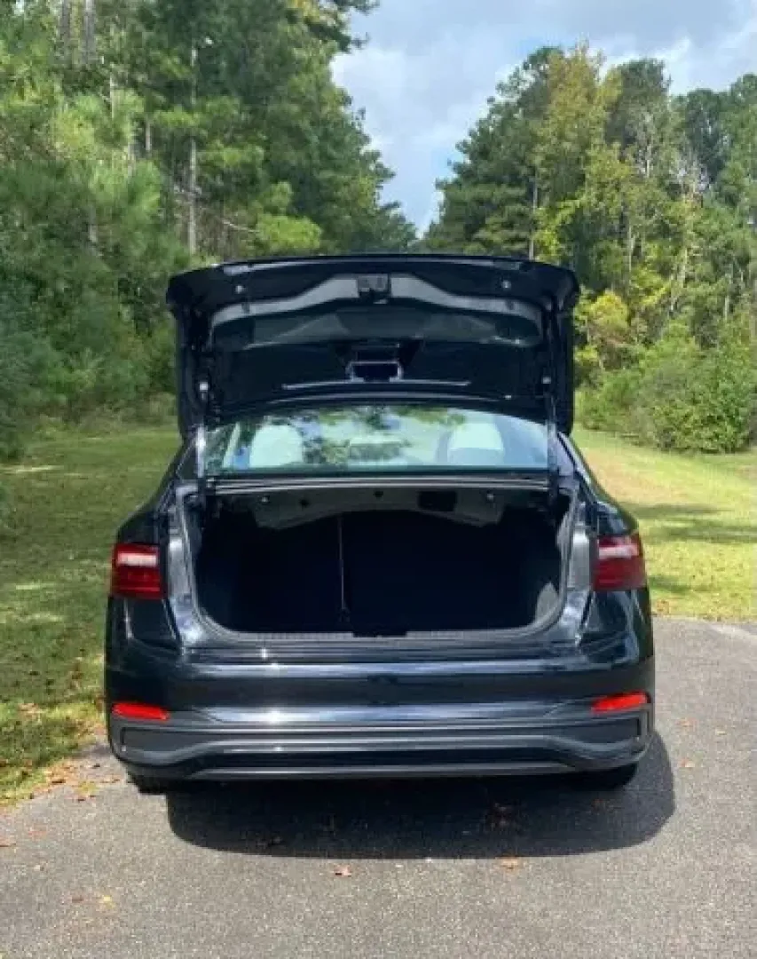 2023 /BEIGE LEATHER Volkswagen Jetta 1.5T SE (3VW7M7BU0PM) with an 1.5L I-4 gasoline direct injection engine, 8A transmission, located at 3598 James B White Hwy South, Whiteville, NC, 28472, (910) 642-3196, 34.294846, -78.732613 - ### Discover Your Perfect Ride: 2023 Volkswagen Jetta at Car City - Calabash<br /> <br /> Are you searching for a sleek and dependable vehicle to enhance your daily commute or weekend adventures? Look no further than this stunning 2023 Volkswagen Jetta, available now at Car City - Calabash! This sty - Photo#8