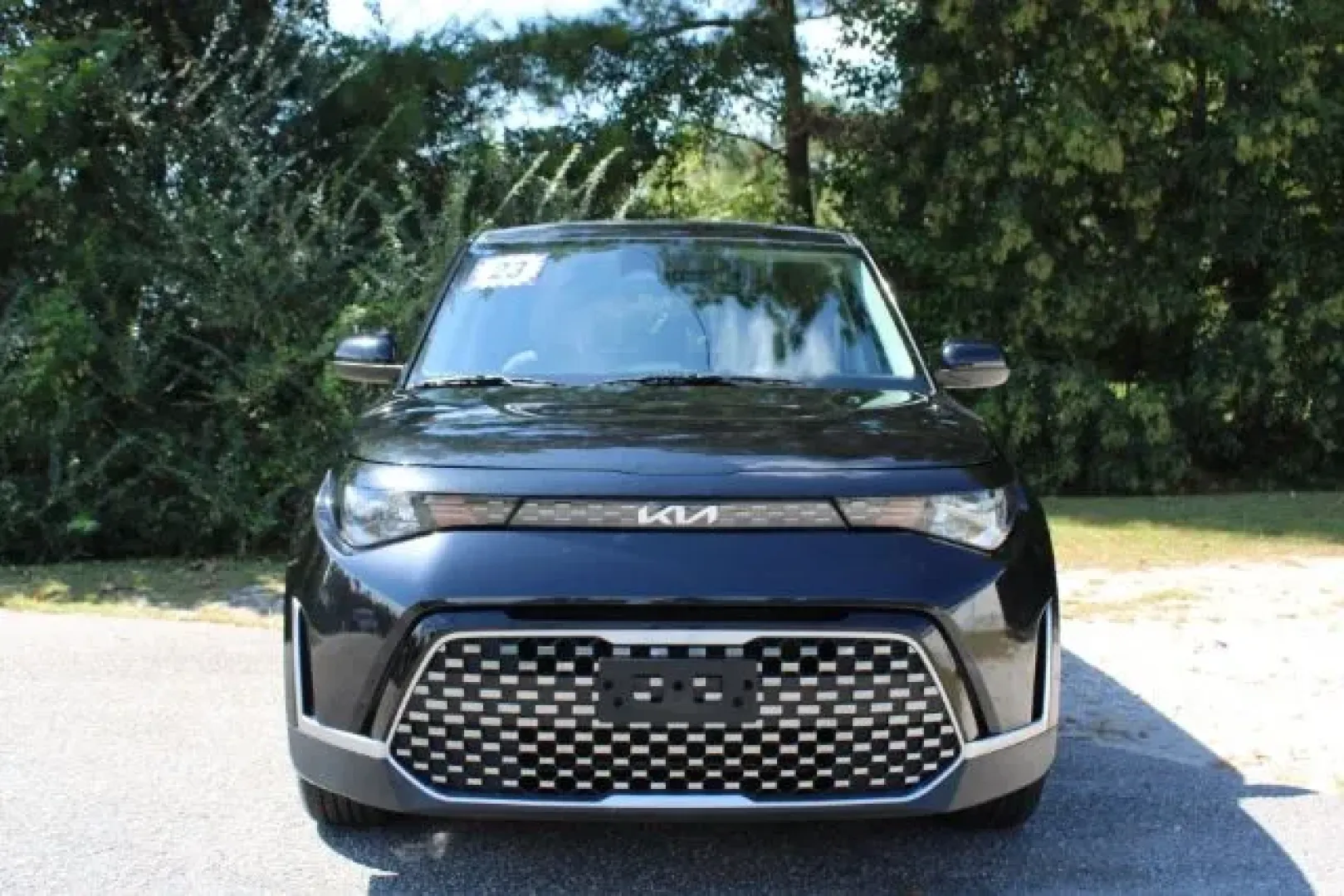 2023 Kia Soul EX (KNDJ33AU8P7) with an 2L I-4 DOHC engine, located at 9146 Ocean Hwy West, Calabash, NC, 28467, (910) 579-1110, 33.928635, -78.576157 - **Embrace Adventure and Comfort in the 2023 Kia Soul EX Your Ideal Companion for Everyday Journeys!**<br /> <br /> Are you searching for a versatile vehicle that fits seamlessly into your lifestyle? Whether you're a busy parent navigating carpool routes, a professional commuting to work, or someone - Photo#1
