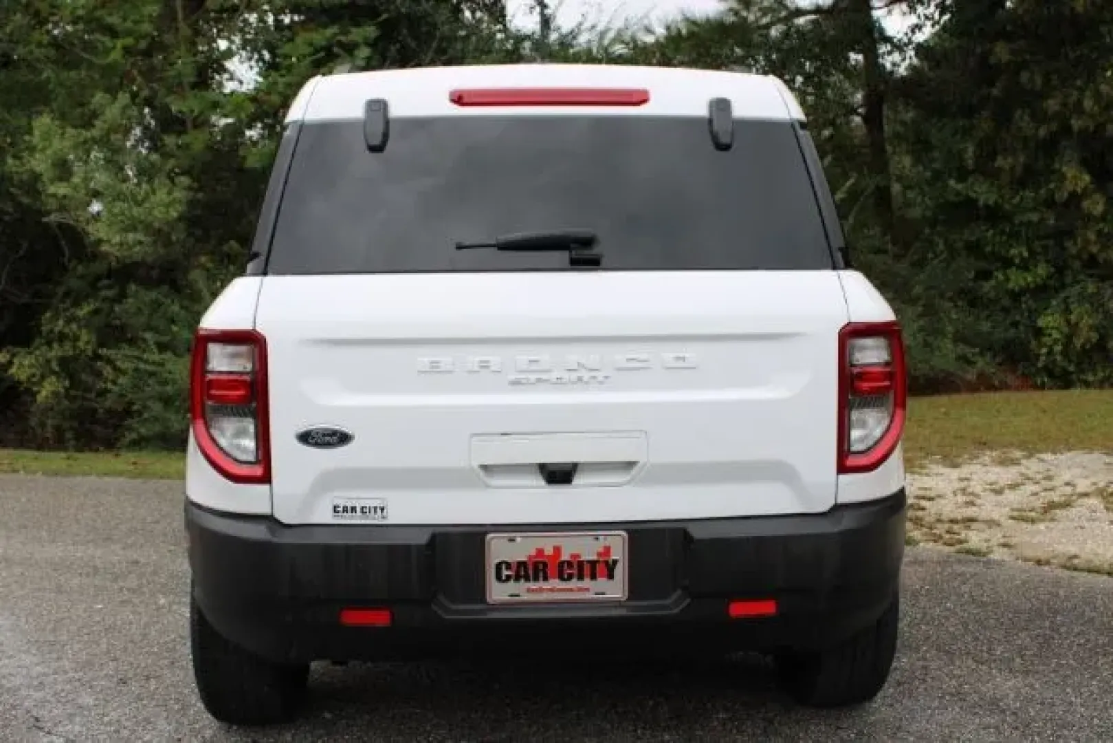 2024 Ford Bronco Sport Big Bend (3FMCR9B6XRR) with an EcoBoost 1.5L I-3 port/direct injection engine, located at 3598 James B White Hwy South, Whiteville, NC, 28472, (910) 642-3196, 34.294846, -78.732613 - **Embark on Your Next Adventure with the 2024 Ford Bronco Sport at Car City - Whitesville!**<br /> <br /> Are you ready to elevate your lifestyle with a vehicle that's as versatile as you are? The 2024 Ford Bronco Sport Big Bend is engineered for those who crave adventure while offering practicality - Photo#2