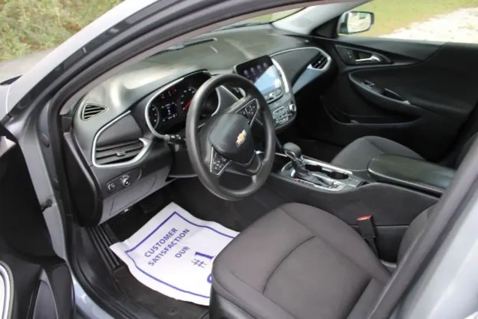 2023 /Jet Black Chevrolet Malibu FWD 1LT (1G1ZD5ST9PF) with an ECOTEC 1.5L I-4 gasoline direct injection engine, located at 3598 James B White Hwy South, Whiteville, NC, 28472, (910) 642-3196, 34.294846, -78.732613 - **Ride in Comfort with the 2023 Chevrolet Malibu Perfect for Your Daily Commute and Family Adventures!**<br /> <br /> If you're looking for a versatile vehicle that perfectly balances style, comfort, and practicality, look no further than the 2023 Chevrolet Malibu available at Car City - Whitesvill - Photo#9