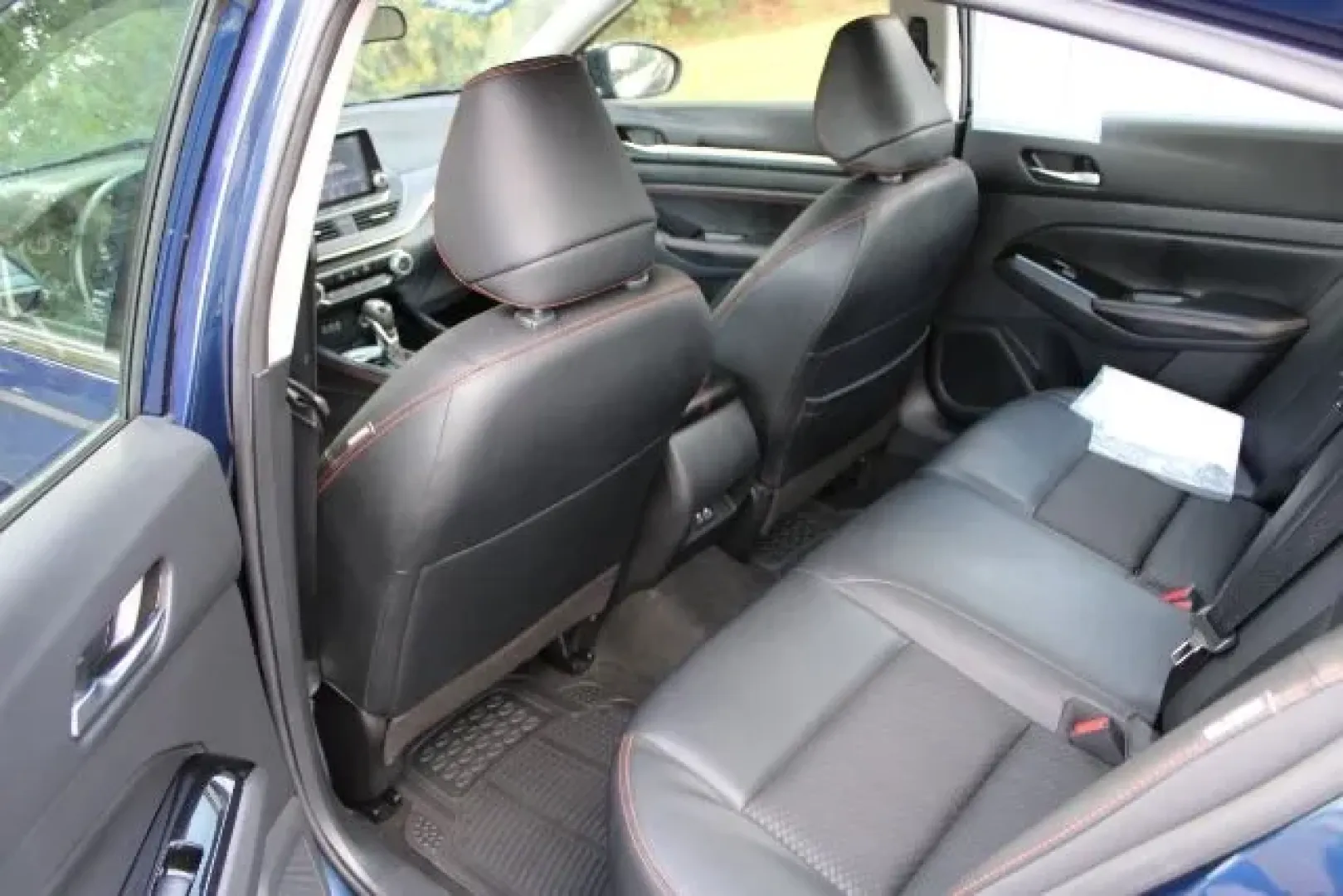 2023 /Sport Nissan Altima SR FWD (1N4BL4CV2PN) with an 2.5L I-4 gasoline direct injection engine, located at 3598 James B White Hwy South, Whiteville, NC, 28472, (910) 642-3196, 34.294846, -78.732613 - **Unleash Your Daily Drive with the 2023 Nissan Altima SR FWD Your Affordable Road Companion!**<br /> <br /> Are you searching for the perfect vehicle that blends comfort, style, and reliability? Look no further! The 2023 Nissan Altima SR FWD is not just a car; it's a lifestyle choice. Whether you' - Photo#8