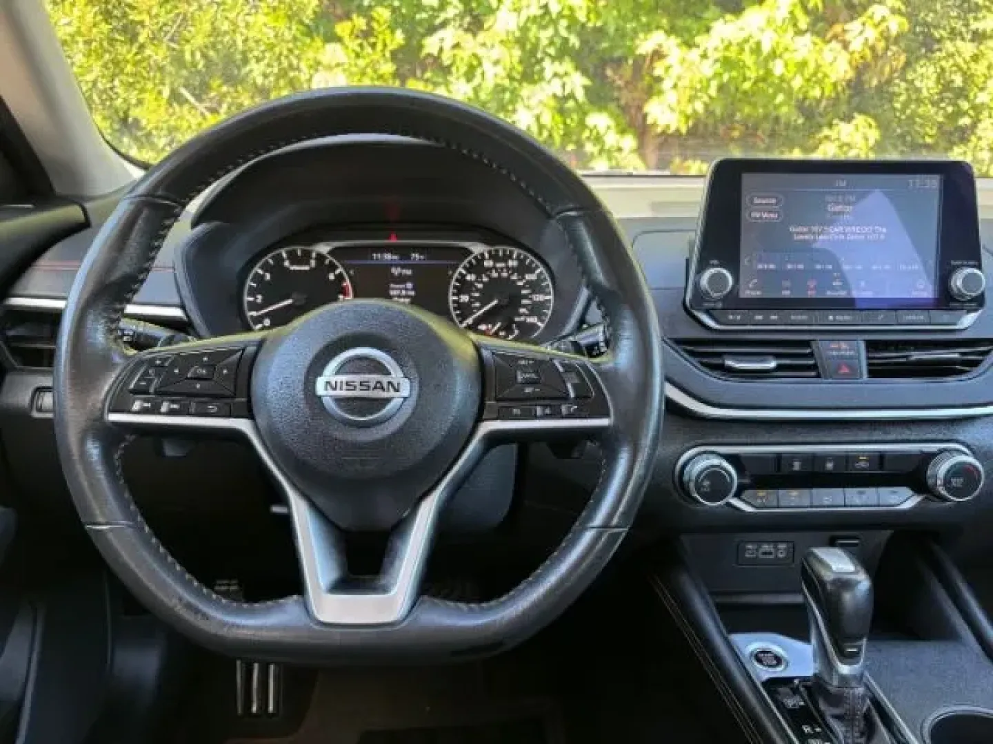 2022 /BLACK LEATHER/CLOTH Nissan Altima 2.5 SR (1N4BL4CV1NN) with an 2.5L L4 DOHC 16V engine, Continuously Variabl transmission, located at 2761 East Hwy 501, Conway, SC, 29526, (843) 331-1151, 33.781528, -78.989883 - **Drive Your Next Adventure with the 2022 Nissan Altima at Car City - Conway!**<br /> <br /> Are you in the market for a sedan that effortlessly combines comfort, style, and performance? Look no further than this stunning 2022 Nissan Altima, available now at Car City - Conway. This vehicle isn't jus - Photo#7