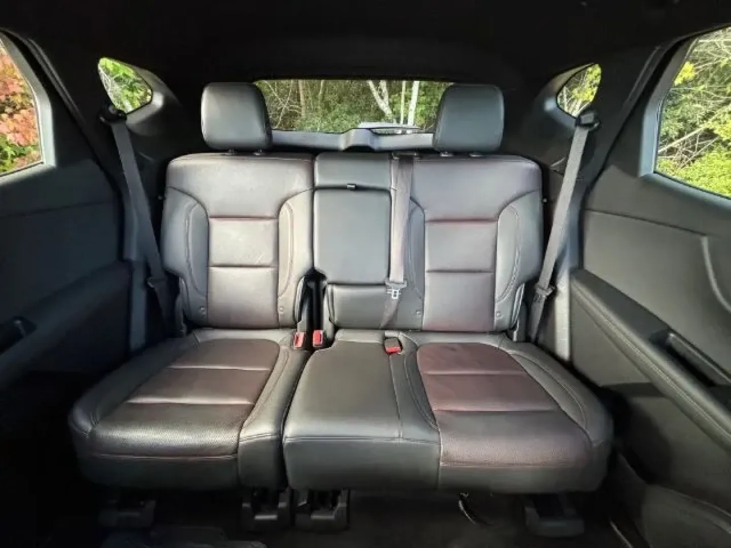 2019 Chevrolet Blazer RS (3GNKBERS1KS) with an 3.6L V-6 gasoline direct injection engine, located at 2761 East Hwy 501, Conway, SC, 29526, (843) 331-1151, 33.781528, -78.989883 - Discover the ultimate blend of luxury and utility with this stunning **2019 Chevrolet Blazer RS**-a pre-owned vehicle that promises to elevate your driving experience and fit seamlessly into your lifestyle. Whether you're navigating daily commutes, embarking on weekend adventures, or accommodating a - Photo#12