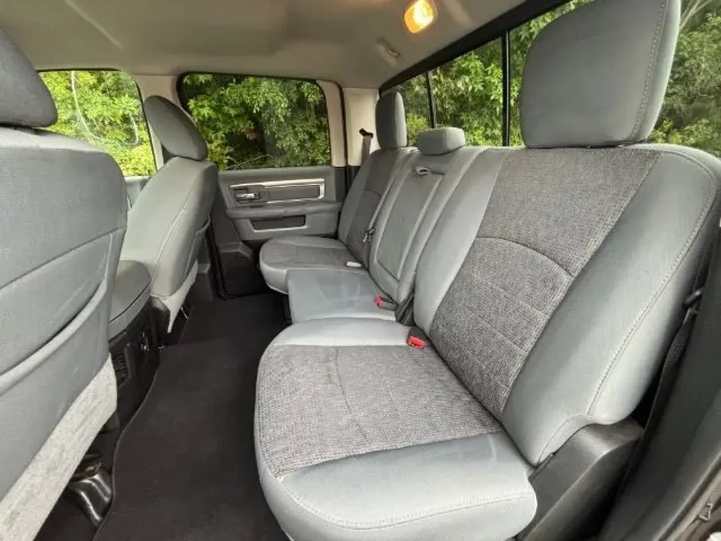 2018 /Diesel Gray/Black Ram 1500 Big Horn Crew Cab 4x4 5'7 Box (3C6RR7LG0JG) with an Other engine, located at 2761 East Hwy 501, Conway, SC, 29526, (843) 331-1151, 33.781528, -78.989883 - **Unleash Your Adventure with This Rugged 2018 Ram 1500 Big Horn Crew Cab!**<br /> <br /> Are you ready to elevate your driving experience and conquer the open road? Look no further! This 2018 Ram 1500 Big Horn Crew Cab is the perfect vehicle for those who thrive on adventure, whether it's a weekend - Photo#11