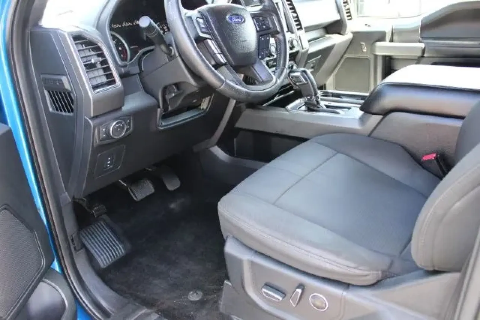 2017 Ford F-150 XLT (1FTEW1EG5HF) with an Other engine, located at 9146 Ocean Hwy West, Calabash, NC, 28467, (910) 579-1110, 33.928635, -78.576157 - **Discover the Adventure-Ready 2017 Ford F-150 XLT at Car City - Whitesville!**<br /> <br /> Are you looking for a reliable truck that seamlessly blends adventure with everyday practicality? The 2017 Ford F-150 XLT is your perfect companion for weekend getaways and daily commutes alike. Whether you' - Photo#7