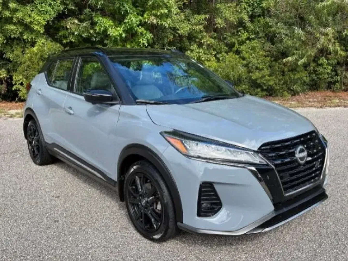 2024 /Charcoal Nissan Kicks SR Xtronic CVT (3N1CP5DV0RL) with an 1.6L I-4 DOHC engine, located at 2761 East Hwy 501, Conway, SC, 29526, (843) 331-1151, 33.781528, -78.989883 - **Elevate Your Adventures with the 2024 Nissan Kicks SR at Car City - Conway!**<br /> <br /> Are you ready to elevate your daily commute or weekend adventures? The 2024 Nissan Kicks SR is designed for the dynamic lifestyle of modern drivers who crave versatility, style, and efficiency. Perfect for g - Photo#1