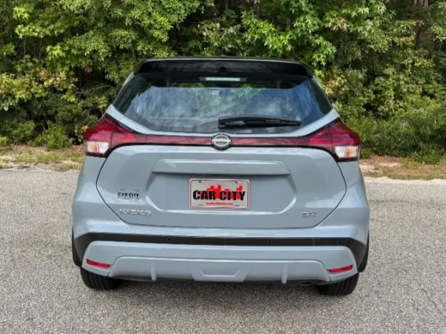 2024 /Charcoal Nissan Kicks SR Xtronic CVT (3N1CP5DV0RL) with an 1.6L I-4 DOHC engine, located at 9146 Ocean Hwy West, Calabash, NC, 28467, (910) 579-1110, 33.928635, -78.576157 - **Elevate Your Adventures with the 2024 Nissan Kicks SR at Car City - Conway!**<br /> <br /> Are you ready to elevate your daily commute or weekend adventures? The 2024 Nissan Kicks SR is designed for the dynamic lifestyle of modern drivers who crave versatility, style, and efficiency. Perfect for g - Photo#5