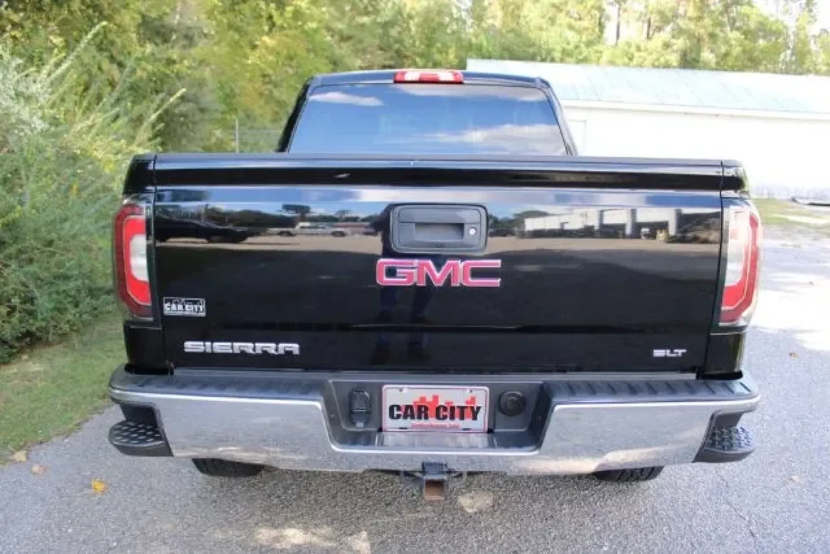 2017 GMC Sierra 1500 SLT (1GTV2NECXHZ) with an EcoTec3 6.2L V-8 gasoline direct injection engine, located at 3598 James B White Hwy South, Whiteville, NC, 28472, (910) 642-3196, 34.294846, -78.732613 - Unlock the potential of adventure with this stunning 2017 GMC Sierra 1500 SLT, the ultimate pick-up truck perfect for both work and play. Whether you're hauling equipment for a weekend project or taking the family on a road trip along the beautiful coastal highways, this vehicle embodies versatility - Photo#2