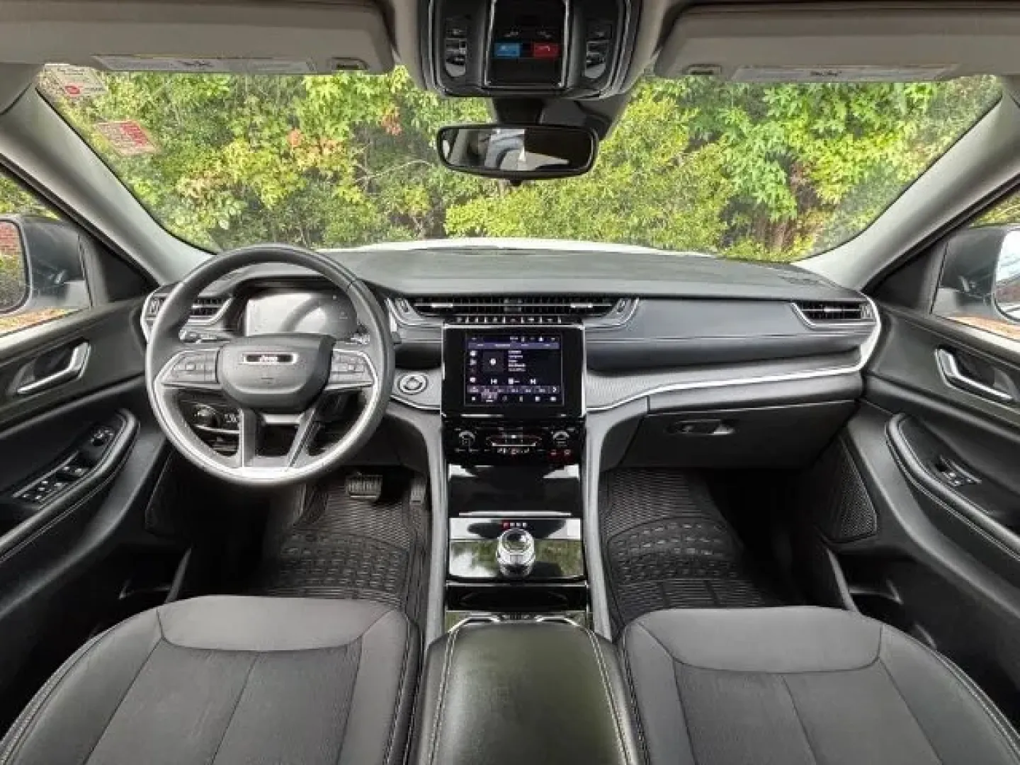 2023 /Global Black Jeep Grand Cherokee Laredo 4x4 (1C4RJHAG6PC) with an Pentastar 3.6L V-6 DOHC engine, located at 2761 East Hwy 501, Conway, SC, 29526, (843) 331-1151, 33.781528, -78.989883 - **Adventure Awaits with the 2023 Jeep Grand Cherokee Laredo 4x4 at Car City - Conway!**<br /> <br /> Are you ready for your next adventure? Whether you're a growing family seeking a reliable SUV for school runs and weekend getaways or an outdoor enthusiast craving a vehicle that can tackle rugged te - Photo#8