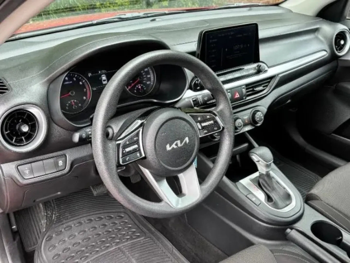 2024 /Black Kia Forte LXS (3KPF24AD7RE) with an 2L I-4 DOHC engine, located at 9146 Ocean Hwy West, Calabash, NC, 28467, (910) 579-1110, 33.928635, -78.576157 - **Discover the Perfect Blend of Style and Functionality with the 2024 Kia Forte at Car City - Conway!**<br /> <br /> Are you searching for a reliable, stylish sedan that fits seamlessly into your busy lifestyle? Look no further than the 2024 Kia Forte, now available at Car City - Conway! This pre-ow - Photo#9