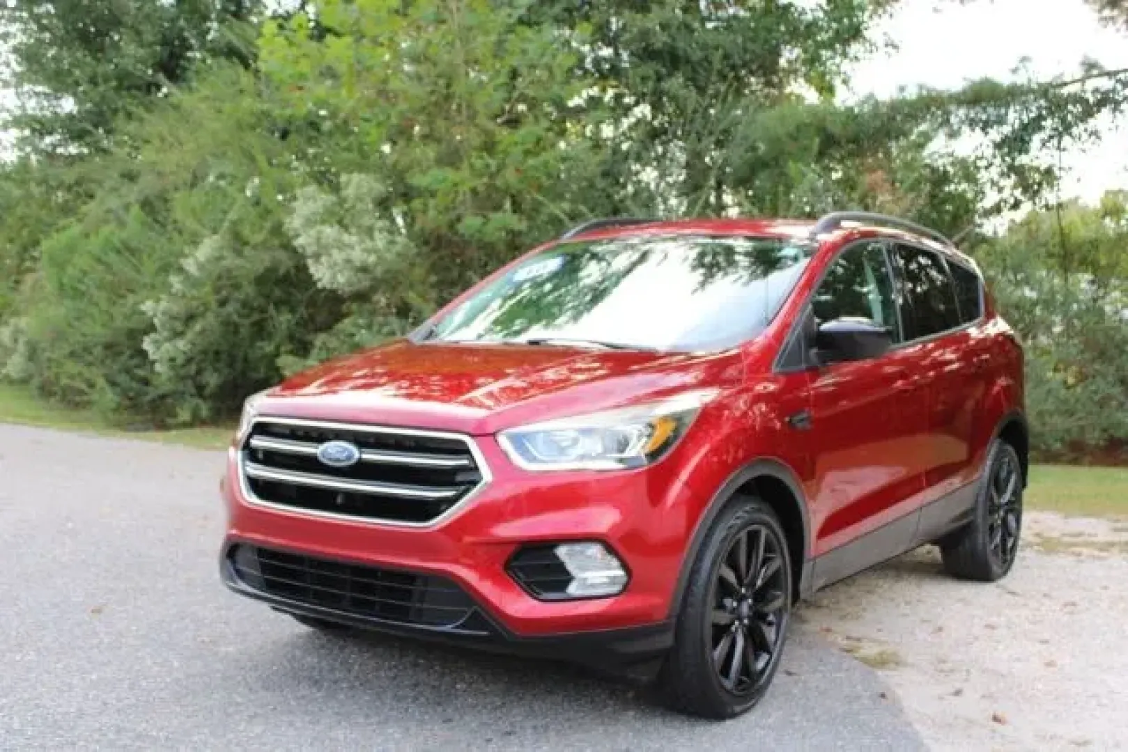 2018 /Charcoal Black Ford Escape SE (1FMCU0GD5JU) with an Other engine, located at 3598 James B White Hwy South, Whiteville, NC, 28472, (910) 642-3196, 34.294846, -78.732613 - **Find Your Adventure with the 2018 Ford Escape SE at Car City - Whitesville**<br /> <br /> Are you in search of the perfect SUV that balances style, comfort, and versatility? Look no further than the 2018 Ford Escape SE, available now at Car City - Whitesville in Whiteville, NC. Whether you're a gr - Photo#0