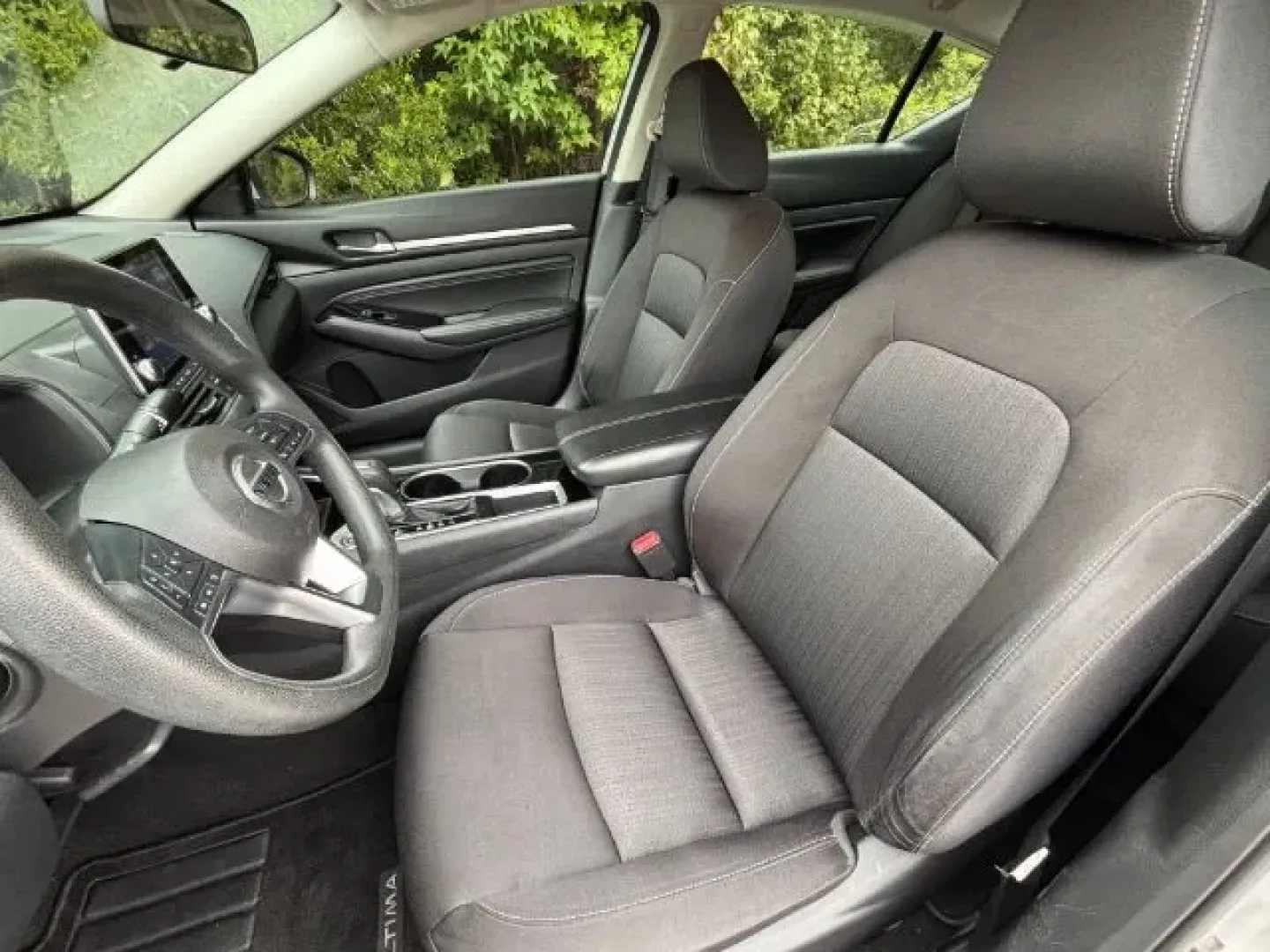 2021 /Charcoal Nissan Altima SV FWD (1N4BL4DV7MN) with an 2.5L I-4 gasoline direct injection engine, located at 2761 East Hwy 501, Conway, SC, 29526, (843) 331-1151, 33.781528, -78.989883 - **Elevate Your Daily Drive with the 2021 Nissan Altima SV Perfect for Commuters and Families Alike!**<br /> <br /> Are you in search of a reliable and stylish sedan that effortlessly combines comfort and efficiency? Look no further than this stunning 2021 Nissan Altima SV, now available at Car City - Photo#11