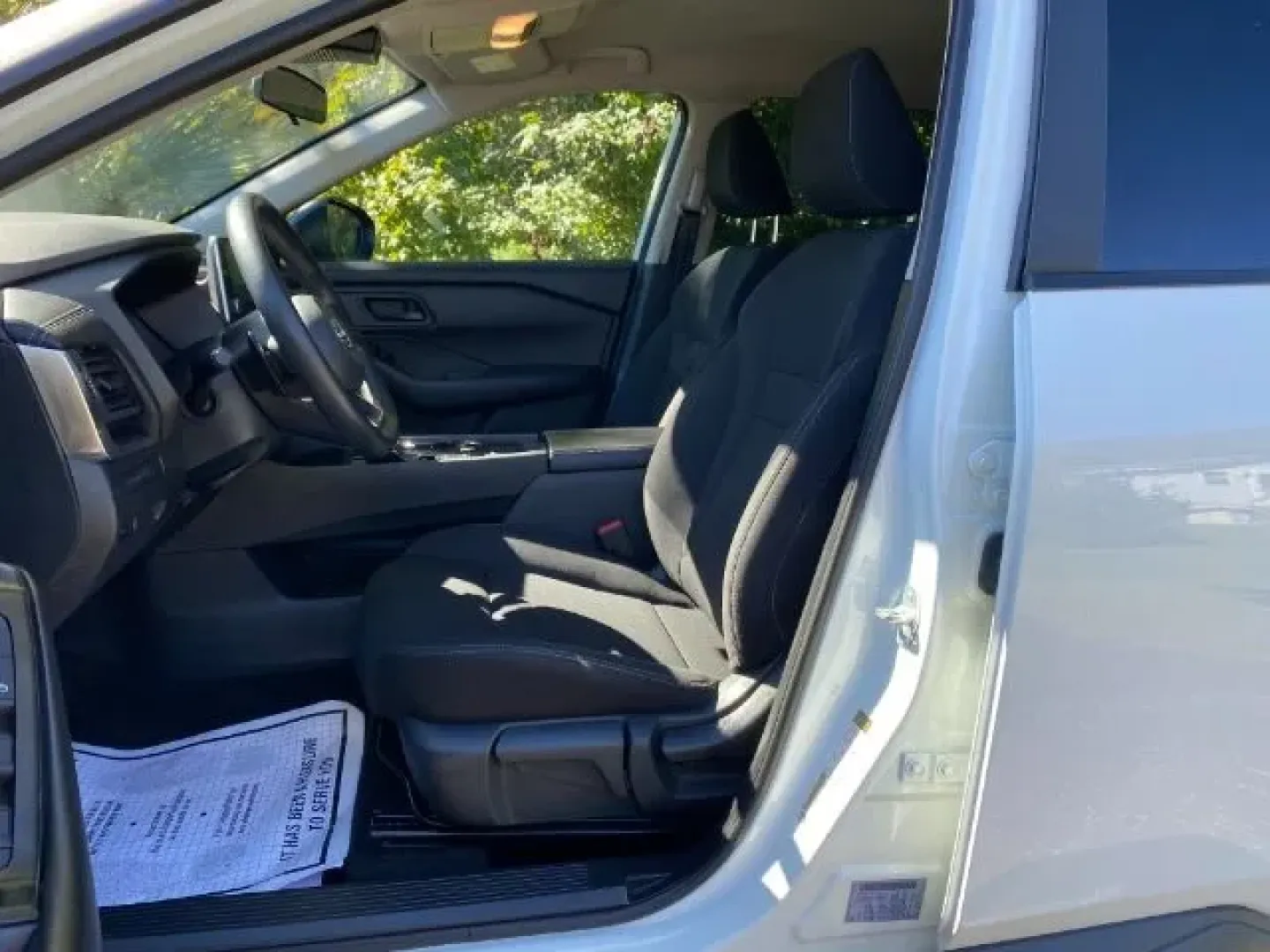 2024 /Charcoal Nissan Rogue S FWD (5N1BT3AA2RC) with an VC-Turbo 1.5L I-3 gasoline direct injection engine, located at 9146 Ocean Hwy West, Calabash, NC, 28467, (910) 579-1110, 33.928635, -78.576157 - Discover the perfect blend of style, comfort, and reliability with this stunning 2024 Nissan Rogue, now available at Car City - Calabash, your trusted source for quality used vehicles! Located conveniently at 9146 Ocean Hwy West, Calabash, NC 28467, we specialize in pre-owned cars that cater to a wi - Photo#4