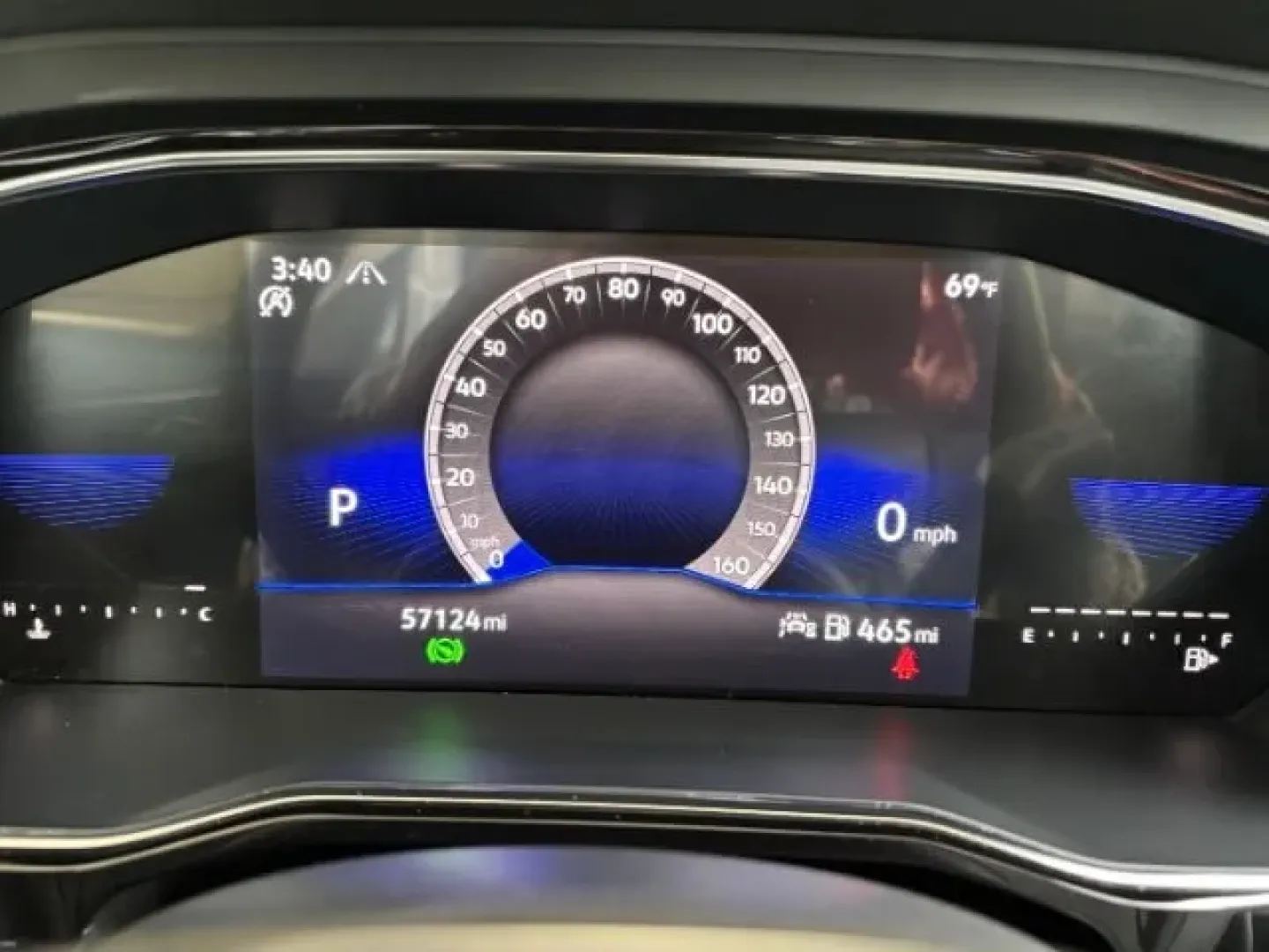 2024 /Titan Black Volkswagen Jetta 1.5T SE (3VW7M7BUXRM) with an 1.5L I-4 gasoline direct injection engine, located at 2761 East Hwy 501, Conway, SC, 29526, (843) 331-1151, 33.781528, -78.989883 - **Discover the Perfect Blend of Style and Comfort with this 2024 Volkswagen Jetta at Car City - Conway!**<br /> <br /> Are you searching for a reliable and stylish sedan that fits your active lifestyle? Look no further than this stunning 2024 Volkswagen Jetta 1.5T SE! Whether you're commuting to wor - Photo#6