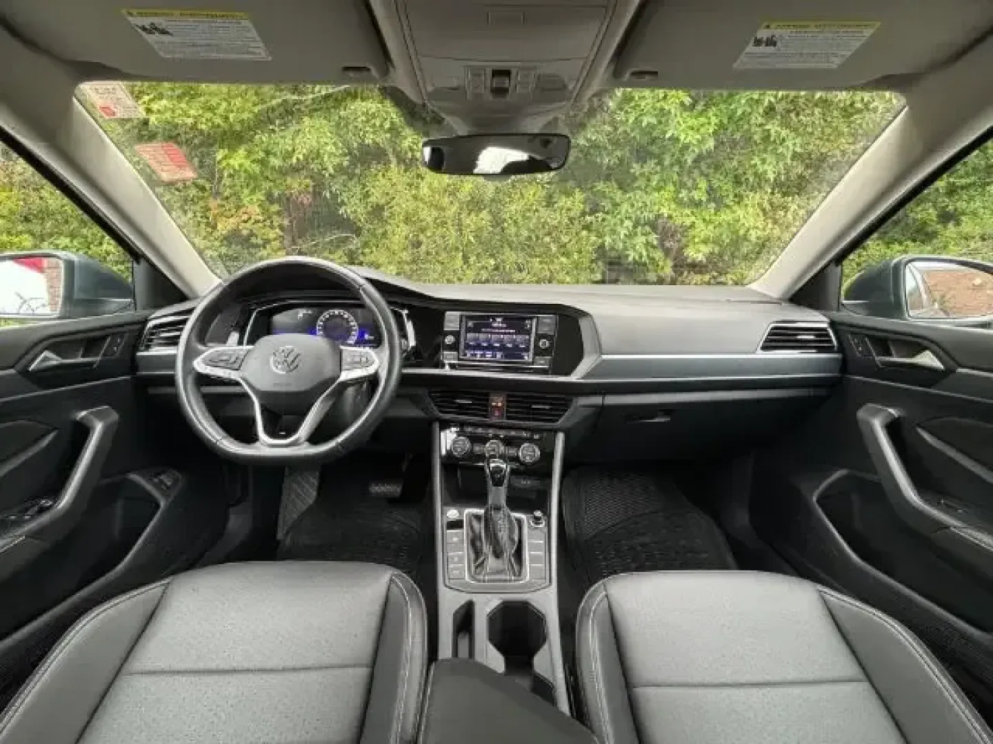 2024 /Titan Black Volkswagen Jetta 1.5T SE (3VW7M7BUXRM) with an 1.5L I-4 gasoline direct injection engine, 8A transmission, located at 2761 East Hwy 501, Conway, SC, 29526, (843) 331-1151, 33.781528, -78.989883 - **Discover the Perfect Blend of Style and Comfort with this 2024 Volkswagen Jetta at Car City - Conway!**<br /> <br /> Are you searching for a reliable and stylish sedan that fits your active lifestyle? Look no further than this stunning 2024 Volkswagen Jetta 1.5T SE! Whether you're commuting to wor - Photo#8