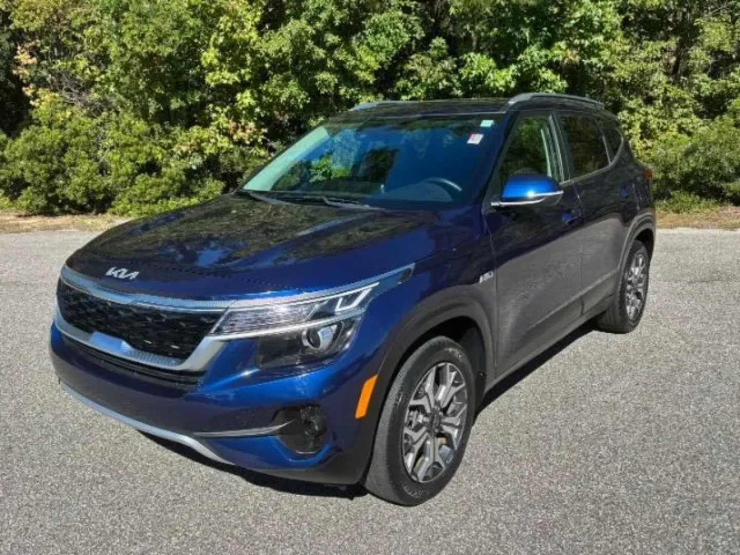 2023 /Black Kia Seltos EX (KNDERCAA4P7) with an 2L I-4 DOHC engine, located at 2761 East Hwy 501, Conway, SC, 29526, (843) 331-1151, 33.781528, -78.989883 - **Explore the Great Outdoors in Style with the 2023 Kia Seltos EX from Car City - Conway!**<br /> <br /> Are you ready to take your adventures to the next level? Whether you're planning a family road trip down the scenic highways of South Carolina or simply need a reliable companion for your daily c - Photo#0