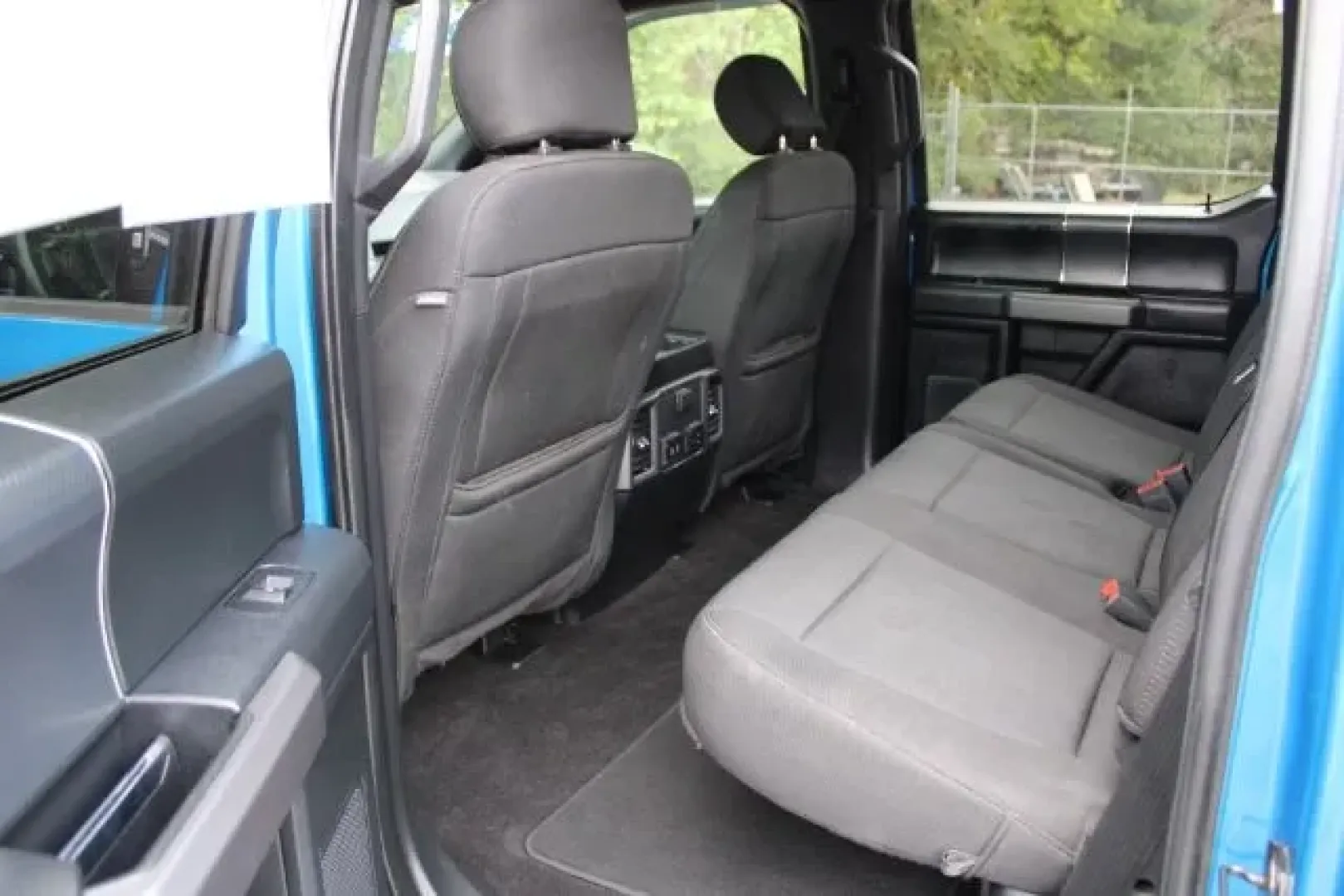 2020 Ford F-150 XLT (1FTEW1E4XLK) with an Other engine, located at 9146 Ocean Hwy West, Calabash, NC, 28467, (910) 579-1110, 33.928635, -78.576157 - **Discover Your Next Adventure with the 2020 Ford F-150 XLT at Car City - Whitesville!** <br /> <br /> Are you ready to elevate your driving experience? Whether you're hauling gear for weekend getaways, navigating your daily commute, or tackling the toughest terrains, the 2020 Ford F-150 XLT is the - Photo#8