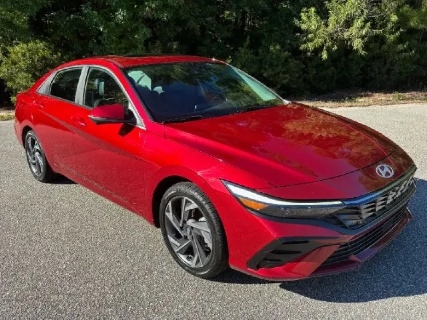 2024 /Black Hyundai Elantra Limited (KMHLP4DG0RU) with an Nu PE 2L I-4 DOHC engine, located at 2761 East Hwy 501, Conway, SC, 29526, (843) 331-1151, 33.781528, -78.989883 - **Discover the Perfect Blend of Style and Efficiency with the 2024 Hyundai Elantra Limited!**<br /> <br /> Are you searching for a vehicle that meets the demands of a busy lifestyle while ensuring comfort and reliability? Look no further! The 2024 Hyundai Elantra Limited is the ideal sedan for anyon - Photo#1