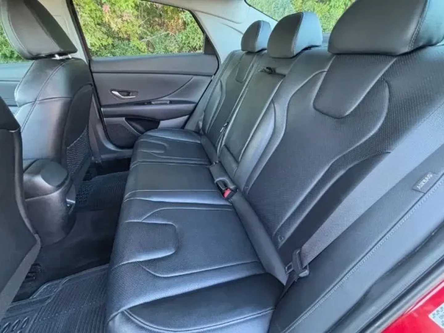 2024 /Black Hyundai Elantra Limited (KMHLP4DG0RU) with an Nu PE 2L I-4 DOHC engine, located at 2761 East Hwy 501, Conway, SC, 29526, (843) 331-1151, 33.781528, -78.989883 - **Discover the Perfect Blend of Style and Efficiency with the 2024 Hyundai Elantra Limited!**<br /> <br /> Are you searching for a vehicle that meets the demands of a busy lifestyle while ensuring comfort and reliability? Look no further! The 2024 Hyundai Elantra Limited is the ideal sedan for anyon - Photo#12