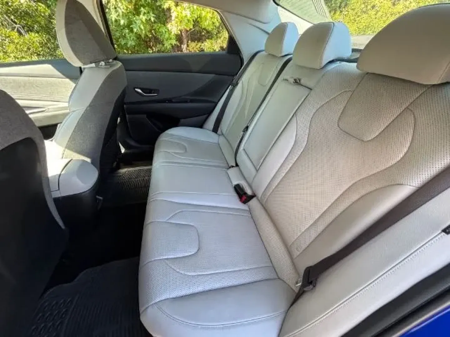 2024 /Melange/Light Gray Hyundai Elantra Limited (KMHLP4DGXRU) with an Nu PE 2L I-4 DOHC engine, located at 2761 East Hwy 501, Conway, SC, 29526, (843) 331-1151, 33.781528, -78.989883 - **Discover Your Next Adventure with the 2024 Hyundai Elantra Limited at Car City - Conway!**<br /> <br /> Are you ready to elevate your everyday driving experience? The 2024 Hyundai Elantra Limited, now available at Car City - Conway, is the perfect sedan for those seeking a balance of style, comfor - Photo#12