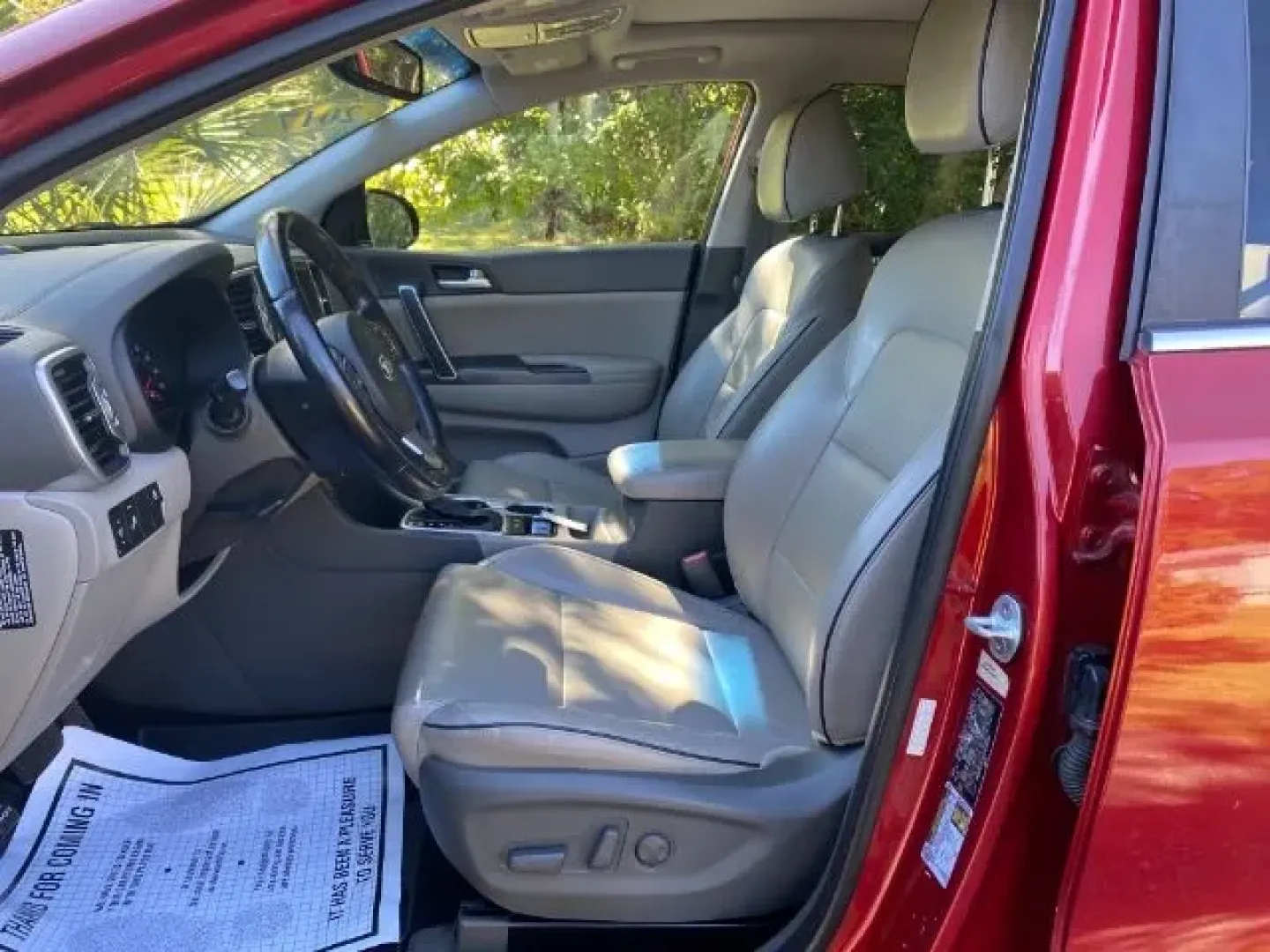 2017 /Gray, leather Kia Sportage EX FWD (KNDPN3AC0H7) with an 2.4L V6 DOHC 24V engine, 6-Speed Automatic transmission, located at 9146 Ocean Hwy West, Calabash, NC, 28467, (910) 579-1110, 33.928635, -78.576157 - Elevate your everyday adventures and make every drive memorable with this 2017 Kia Sportage EX FWD, available now at Car City - Calabash! Located conveniently at 9146 Ocean Hwy West, Calabash, NC 28467, we specialize in quality pre-owned vehicles that fit perfectly into your lifestyle. Whether you'r - Photo#4