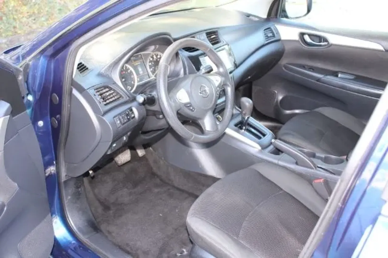 2019 Nissan Sentra S CVT (3N1AB7AP0KY) with an 1.8L L4 SFI DOHC 16 engine, Continuously Variabl transmission, located at 9146 Ocean Hwy West, Calabash, NC, 28467, (910) 579-1110, 33.928635, -78.576157 - **Discover the Perfect Blend of Comfort and Affordability with the 2019 Nissan Sentra at Car City - Whitesville!**<br /> <br /> If you're seeking a reliable, stylish, and efficient sedan for your daily commute or weekend getaways, look no further than this 2019 Nissan Sentra, available now at Car Ci - Photo#6