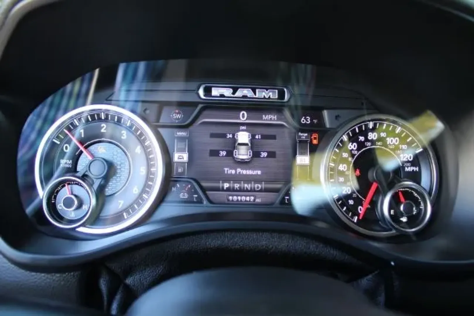 2019 Ram 1500 Laramie Crew Cab 4x4 5'7 Box (1C6SRFJT0KN) with an Other engine, located at 3598 James B White Hwy South, Whiteville, NC, 28472, (910) 642-3196, 34.294846, -78.732613 - **Unleash Your Adventurous Spirit with the 2019 Ram 1500 Laramie Crew Cab 4x4!** <br /> <br /> Are you ready to elevate your driving experience? The 2019 Ram 1500 Laramie Crew Cab 4x4 is not just a truck; it's your ultimate companion for weekend adventures and everyday commutes alike. Whether you're - Photo#5