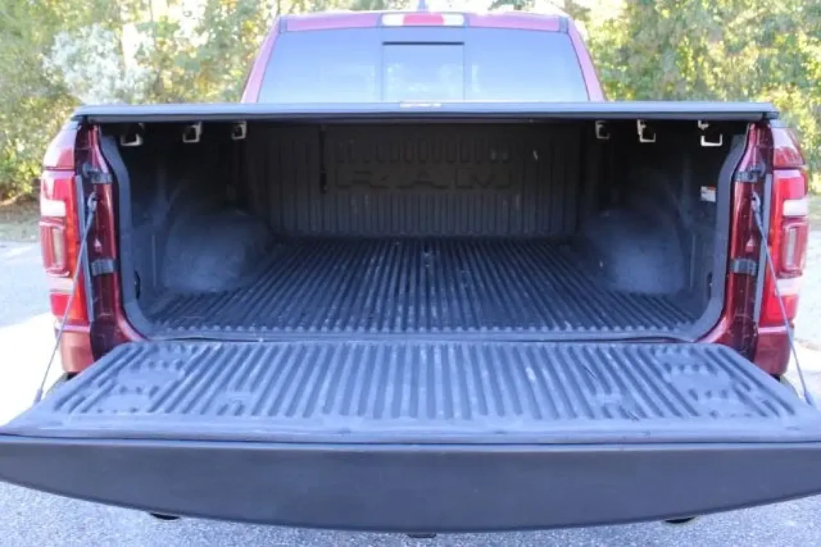 2019 Ram 1500 Laramie Crew Cab 4x4 5'7 Box (1C6SRFJT0KN) with an Other engine, located at 3598 James B White Hwy South, Whiteville, NC, 28472, (910) 642-3196, 34.294846, -78.732613 - **Unleash Your Adventurous Spirit with the 2019 Ram 1500 Laramie Crew Cab 4x4!** <br /> <br /> Are you ready to elevate your driving experience? The 2019 Ram 1500 Laramie Crew Cab 4x4 is not just a truck; it's your ultimate companion for weekend adventures and everyday commutes alike. Whether you're - Photo#10