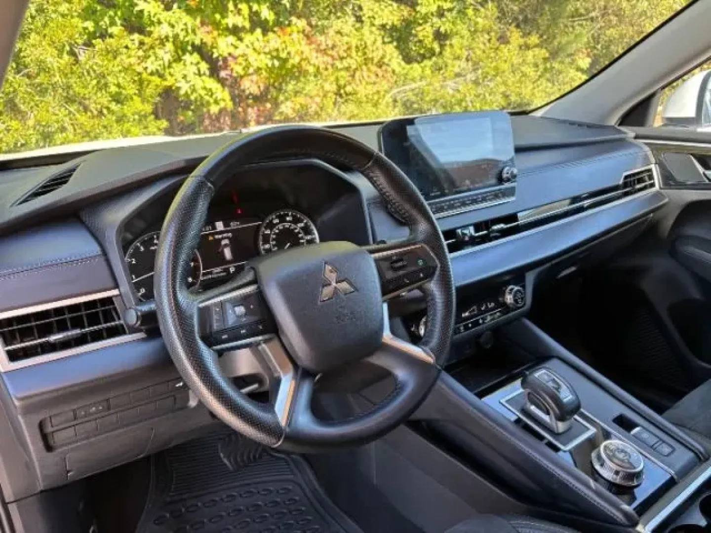 2024 /Black Mitsubishi Outlander SE 2.5 2WD | SE Black Edition S-AWC | SE Black Edition w/Pano Roof S-AWC (JA4J3VA89RZ) with an 2.5L I-4 gasoline direct injection engine, located at 2761 East Hwy 501, Conway, SC, 29526, (843) 331-1151, 33.781528, -78.989883 - **Explore the Open Road with the 2024 Mitsubishi Outlander: Your Ideal Adventure Companion!**<br /> <br /> Are you in search of a dependable vehicle that can keep up with your adventurous lifestyle while accommodating your family's needs? Look no further than this stunning 2024 Mitsubishi Outlander, - Photo#9