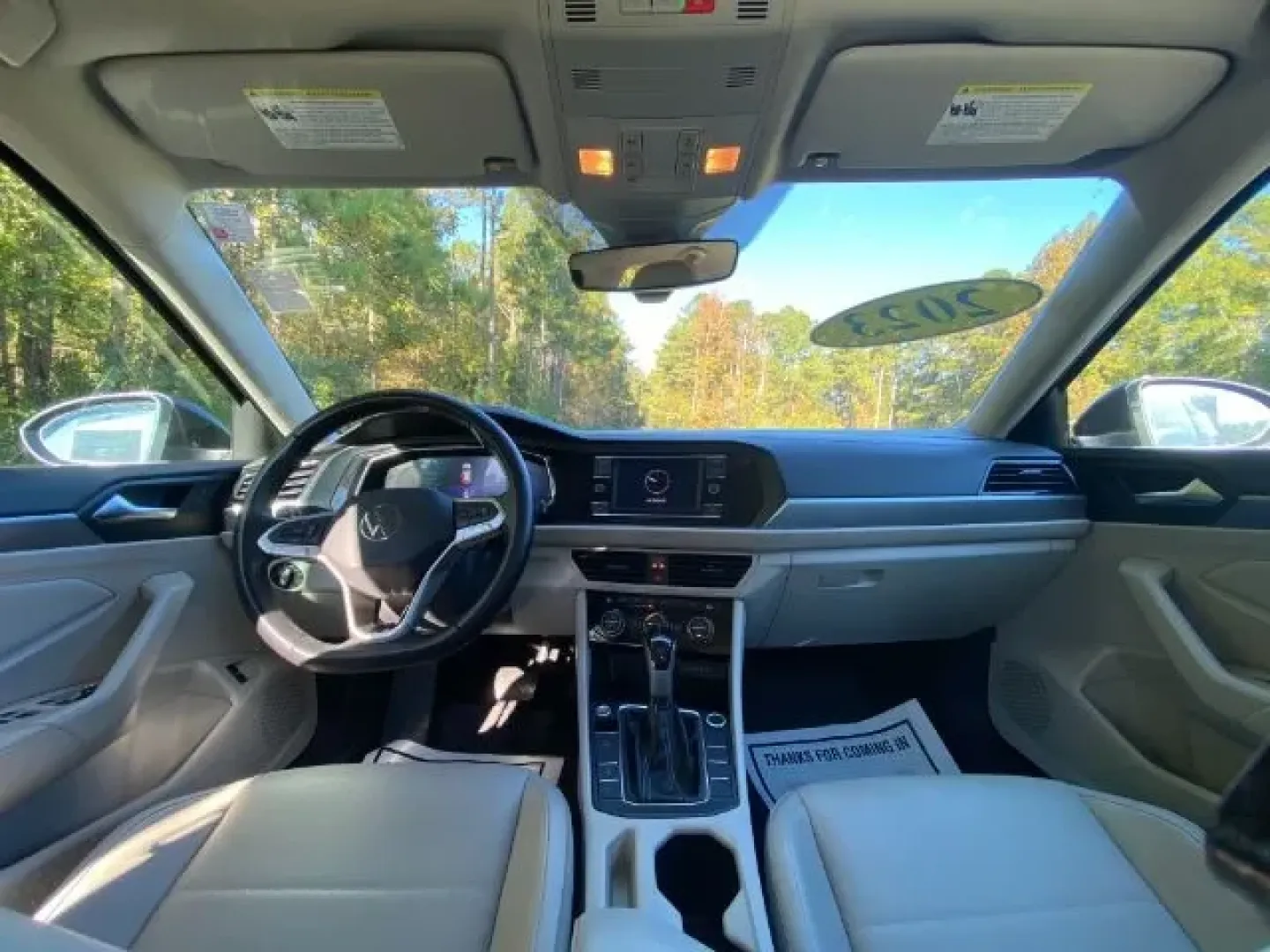 2023 /Storm Gray Volkswagen Jetta 1.5T SE (3VWEM7BU1PM) with an 1.5L I-4 gasoline direct injection engine, located at 9146 Ocean Hwy West, Calabash, NC, 28467, (910) 579-1110, 33.928635, -78.576157 - Are you ready to elevate your daily commute or weekend getaways? The 2023 Volkswagen Jetta 1.5T SE is the perfect companion for anyone looking for a reliable and stylish sedan that seamlessly fits into a busy lifestyle. With its blend of comfort, efficiency, and modern technology, this vehicle is id - Photo#3