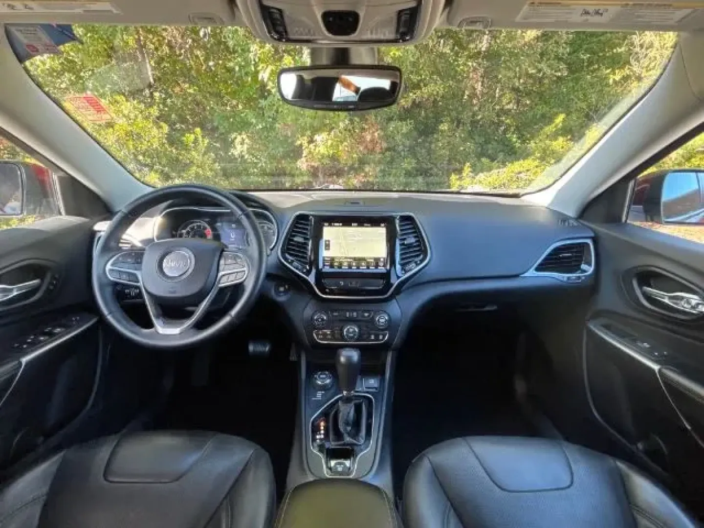 2019 /Black Jeep Cherokee Limited 4x4 (1C4PJMDX2KD) with an Other engine, located at 2761 East Hwy 501, Conway, SC, 29526, (843) 331-1151, 33.781528, -78.989883 - **Discover Your Next Adventure with the 2019 Jeep Cherokee Limited 4x4 at Car City - Conway! Perfect for Every Lifestyle!**<br /> <br /> Are you on the lookout for a versatile vehicle that can effortlessly adapt to your lifestyle? Whether you're a growing family needing extra space, a commuter seeki - Photo#8