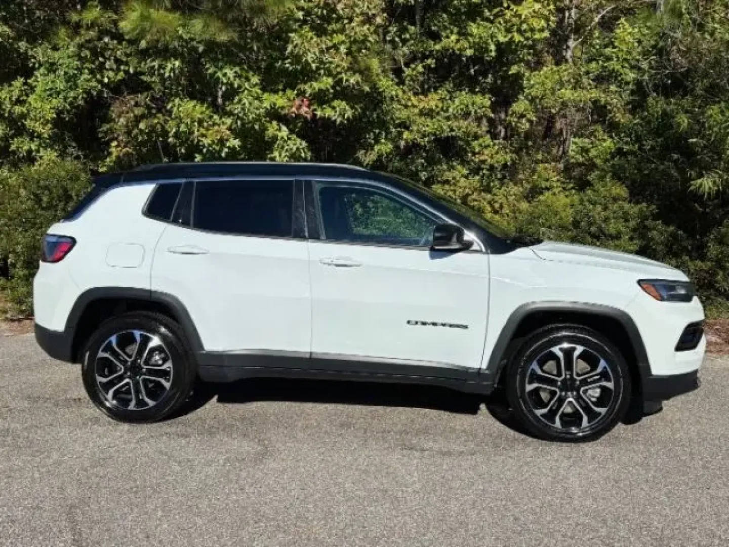 2023 /Black Jeep Compass Limited 4x4 (3C4NJDCN9PT) with an 2L I-4 gasoline direct injection engine, located at 2761 East Hwy 501, Conway, SC, 29526, (843) 331-1151, 33.781528, -78.989883 - **Adventure Awaits: Discover the 2023 Jeep Compass Limited 4x4 at Car City - Conway!**<br /> <br /> Are you ready to elevate your lifestyle with an SUV that blends adventure with everyday practicality? The 2023 Jeep Compass Limited 4x4 is perfect for weekend excursions, family road trips, or simply - Photo#3