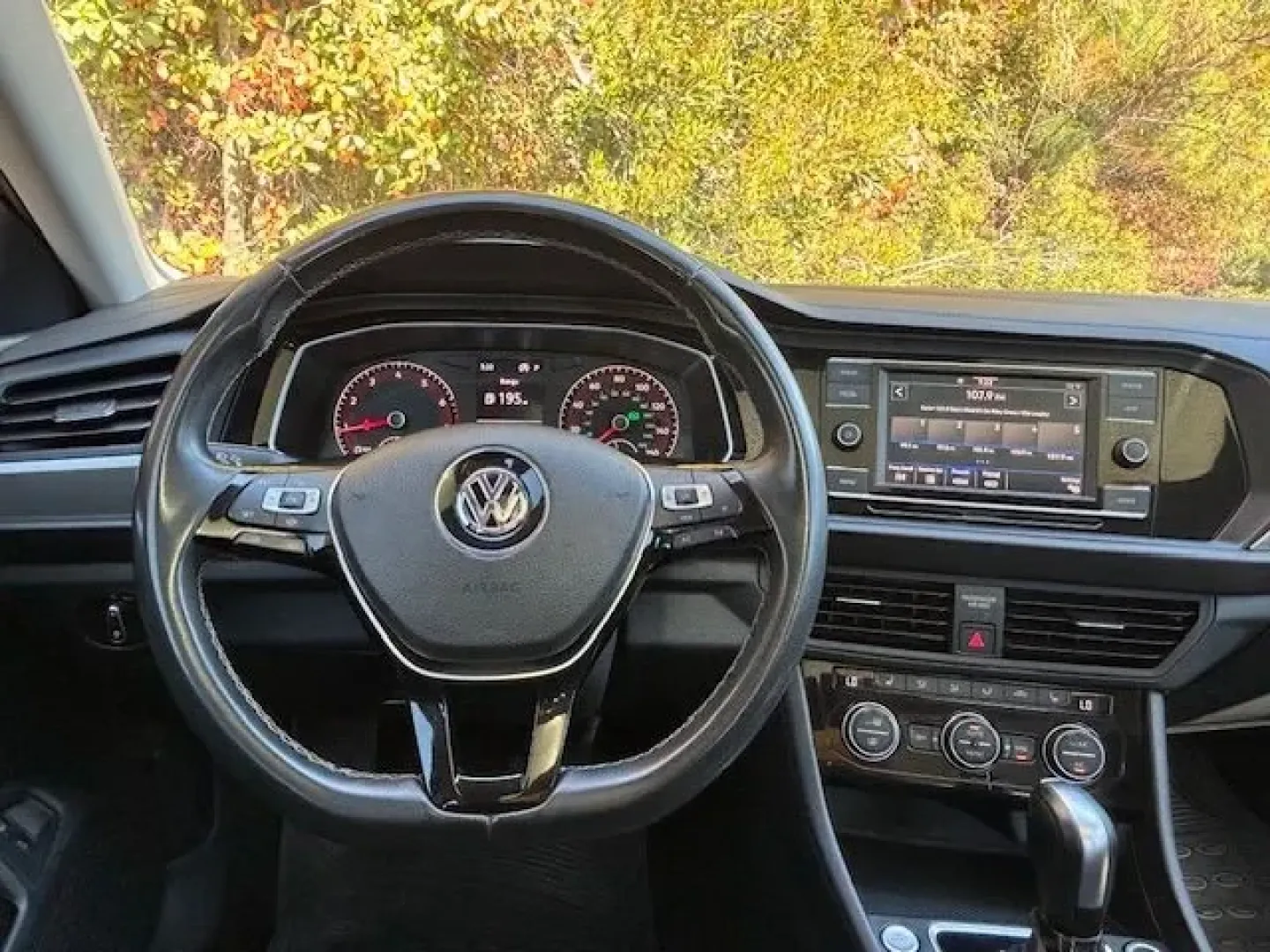 2021 Volkswagen Jetta 1.4T SE 8A (3VWC57BUXMM) with an 1.4L L4 DOHC 16V engine, 8-Speed Automatic transmission, located at 2761 East Hwy 501, Conway, SC, 29526, (843) 331-1151, 33.781528, -78.989883 - **Experience the Freedom of the Open Road in a 2021 Volkswagen Jetta!**<br /> <br /> Are you ready to elevate your driving experience? The 2021 Volkswagen Jetta is not just a sedan; it's your ticket to adventure, comfort, and reliability-perfectly tailored for commuters, small families, and anyone l - Photo#7