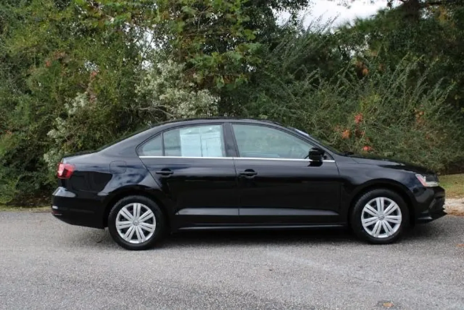 2017 Volkswagen Jetta 1.4T S 6A (3VW2B7AJ5HM) with an 1.4L L4 DOHC 20V engine, 6-Speed Automatic transmission, located at 3598 James B White Hwy South, Whiteville, NC, 28472, (910) 642-3196, 34.294846, -78.732613 - **Unleash the Thrill of the Open Road with the 2017 Volkswagen Jetta - Your Ideal Commuter Companion!**<br /> <br /> Are you searching for a reliable and stylish sedan that fits seamlessly into your busy lifestyle? Look no further than this 2017 Volkswagen Jetta, available now at Car City - Whitesvi - Photo#3