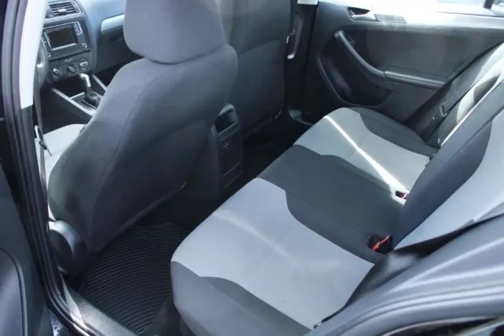 2017 Volkswagen Jetta 1.4T S 6A (3VW2B7AJ5HM) with an 1.4L L4 DOHC 20V engine, 6-Speed Automatic transmission, located at 3598 James B White Hwy South, Whiteville, NC, 28472, (910) 642-3196, 34.294846, -78.732613 - **Unleash the Thrill of the Open Road with the 2017 Volkswagen Jetta - Your Ideal Commuter Companion!**<br /> <br /> Are you searching for a reliable and stylish sedan that fits seamlessly into your busy lifestyle? Look no further than this 2017 Volkswagen Jetta, available now at Car City - Whitesvi - Photo#8