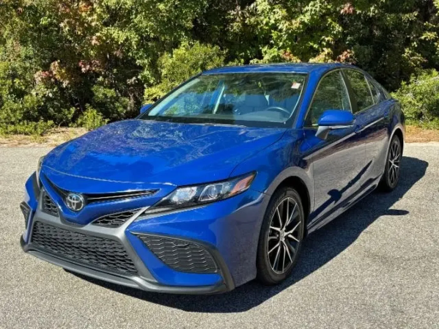 2024 /Ash Toyota Camry SE (4T1T11AK4RU) with an 2.5L I-4 port/direct injection engine, located at 2761 East Hwy 501, Conway, SC, 29526, (843) 331-1151, 33.781528, -78.989883 - **Discover the Perfect Blend of Comfort and Style with the 2024 Toyota Camry SE at Car City - Conway!**<br /> <br /> Are you searching for the ultimate sedan that effortlessly combines style, performance, and comfort? Imagine cruising through the charming streets of Conway, SC, in a sleek Reservoir - Photo#0