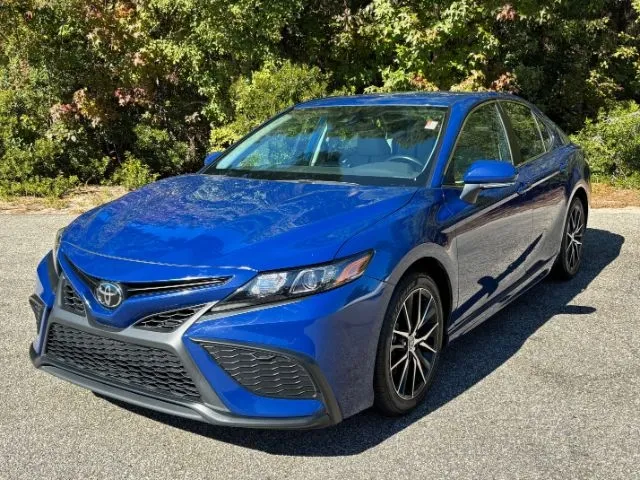 photo of 2024 Toyota Camry SE