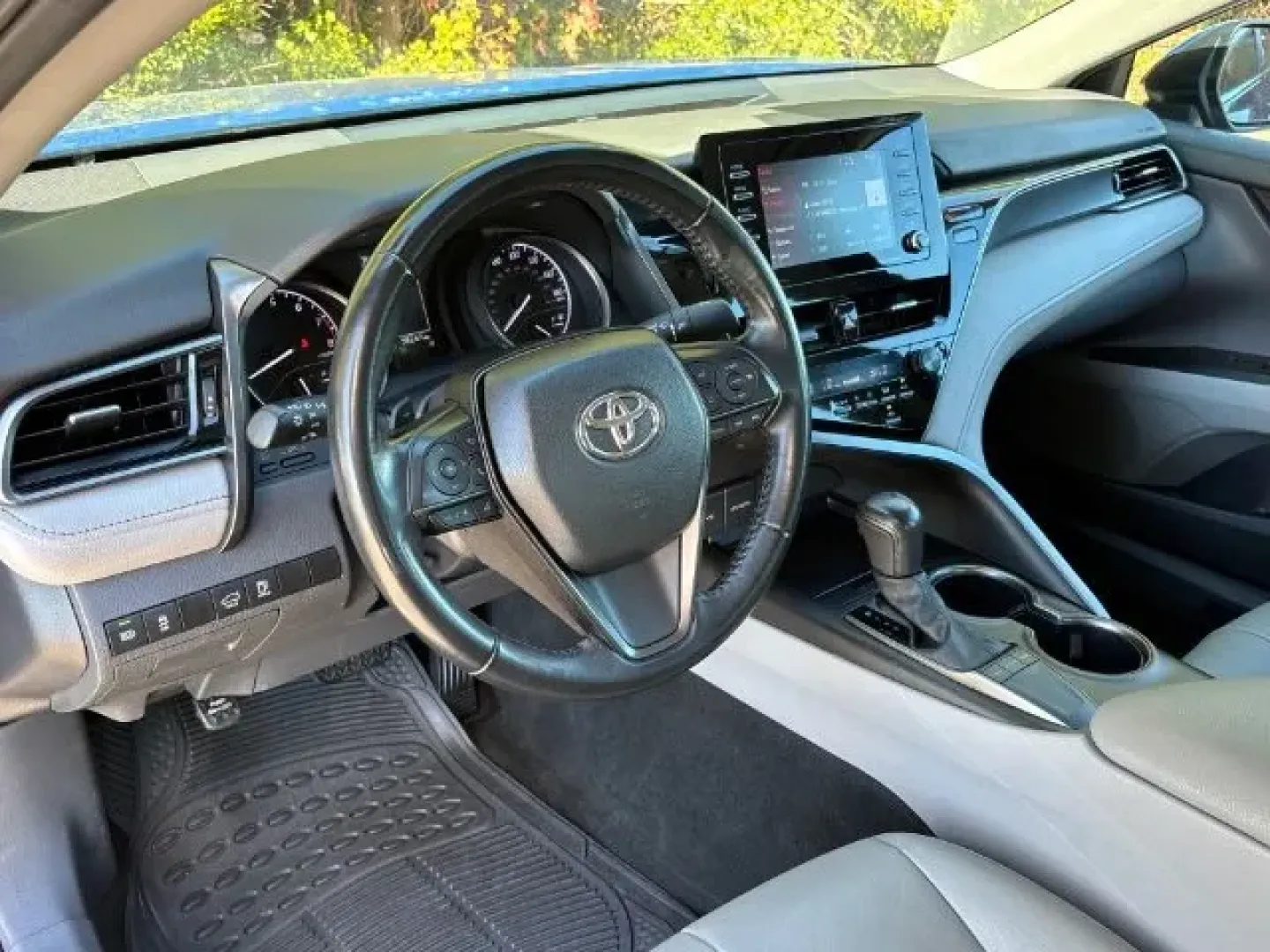 2024 /Ash Toyota Camry SE (4T1T11AK4RU) with an 2.5L I-4 port/direct injection engine, located at 2761 East Hwy 501, Conway, SC, 29526, (843) 331-1151, 33.781528, -78.989883 - **Discover the Perfect Blend of Comfort and Style with the 2024 Toyota Camry SE at Car City - Conway!**<br /> <br /> Are you searching for the ultimate sedan that effortlessly combines style, performance, and comfort? Imagine cruising through the charming streets of Conway, SC, in a sleek Reservoir - Photo#8