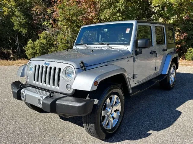 photo of 2016 Jeep Wrangler Sahara