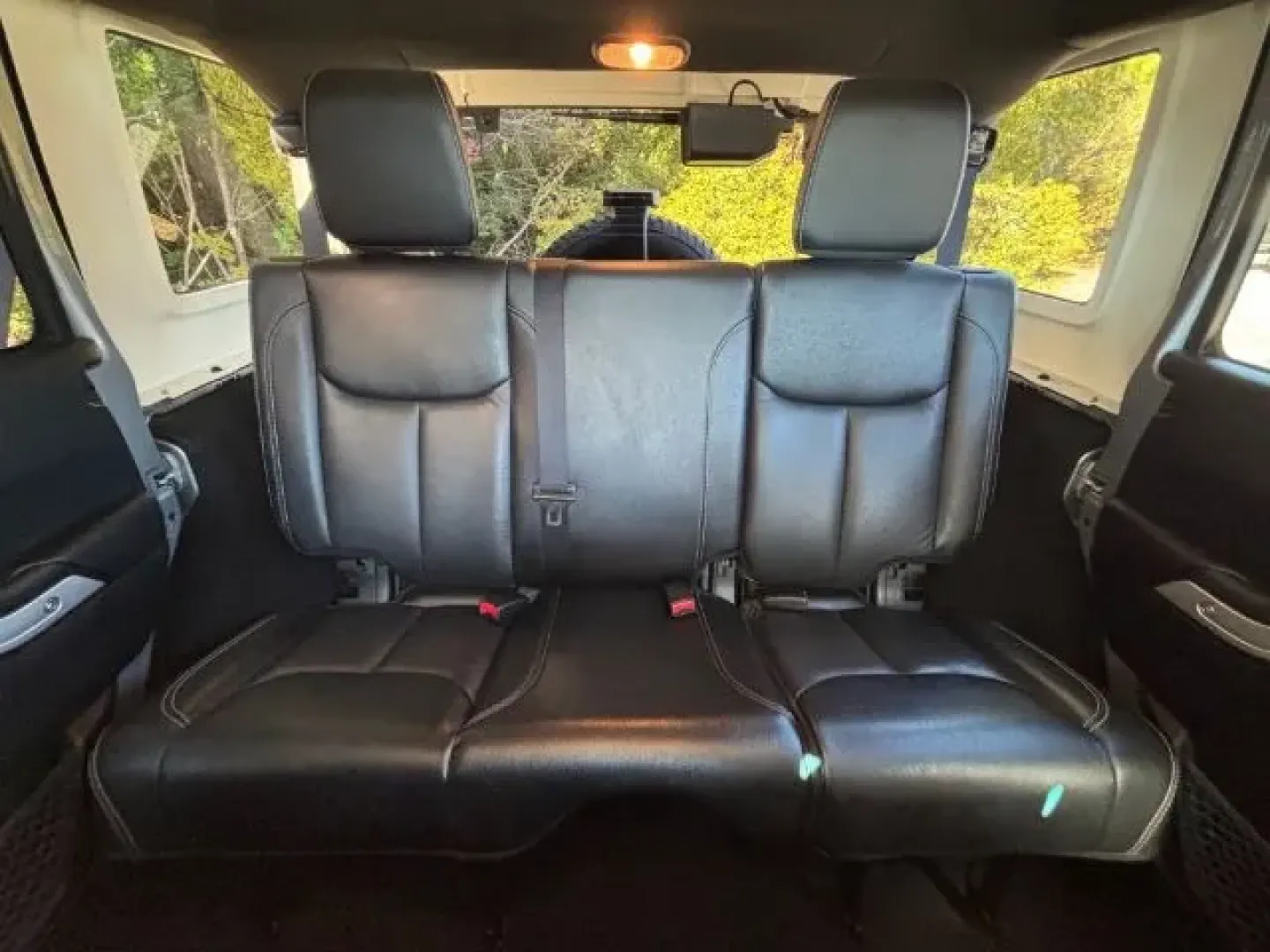 2016 /Black Jeep Wrangler Sahara (1C4BJWEG0GL) with an Pentastar 3.6L V-6 DOHC engine, located at 2761 East Hwy 501, Conway, SC, 29526, (843) 331-1151, 33.781528, -78.989883 - **Adventure Awaits: Explore the Open Road in a 2016 Jeep Wrangler Sahara!**<br /> <br /> Are you ready to elevate your weekend getaways or daily commutes in a rugged yet comfortable SUV? Look no further than this stunning 2016 Jeep Wrangler Sahara, available now at Car City - Conway in Conway, SC. W - Photo#12