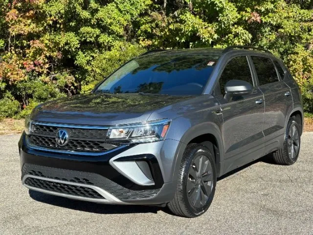 photo of 2022 Volkswagen Taos 1.5T S