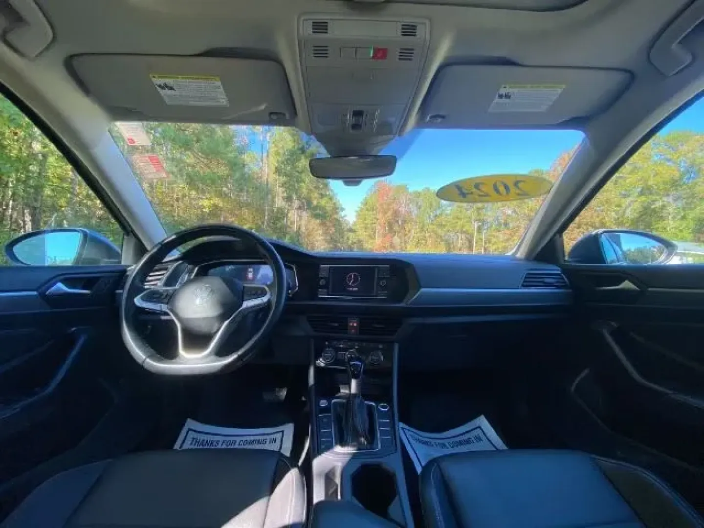 2024 /Titan Black Volkswagen Jetta 1.5T SE (3VW7M7BU6RM) with an 1.5L I-4 gasoline direct injection engine, located at 9146 Ocean Hwy West, Calabash, NC, 28467, (910) 579-1110, 33.928635, -78.576157 - **Drive into Adventure with the 2024 Volkswagen Jetta at Car City - Calabash!** <br /> <br /> Are you looking for a reliable and stylish sedan that fits seamlessly into your busy lifestyle? Look no further! The 2024 Volkswagen Jetta is an ideal choice for those who crave comfort and efficiency, whet - Photo#3