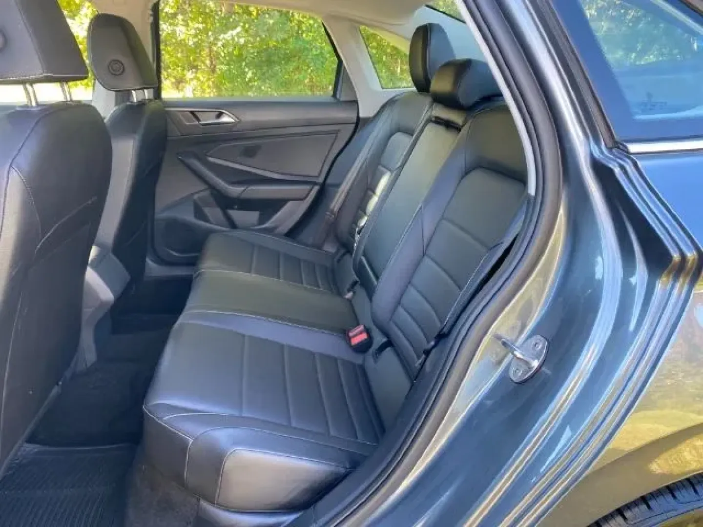 2024 /Titan Black Volkswagen Jetta 1.5T SE (3VW7M7BU6RM) with an 1.5L I-4 gasoline direct injection engine, located at 9146 Ocean Hwy West, Calabash, NC, 28467, (910) 579-1110, 33.928635, -78.576157 - **Drive into Adventure with the 2024 Volkswagen Jetta at Car City - Calabash!** <br /> <br /> Are you looking for a reliable and stylish sedan that fits seamlessly into your busy lifestyle? Look no further! The 2024 Volkswagen Jetta is an ideal choice for those who crave comfort and efficiency, whet - Photo#5