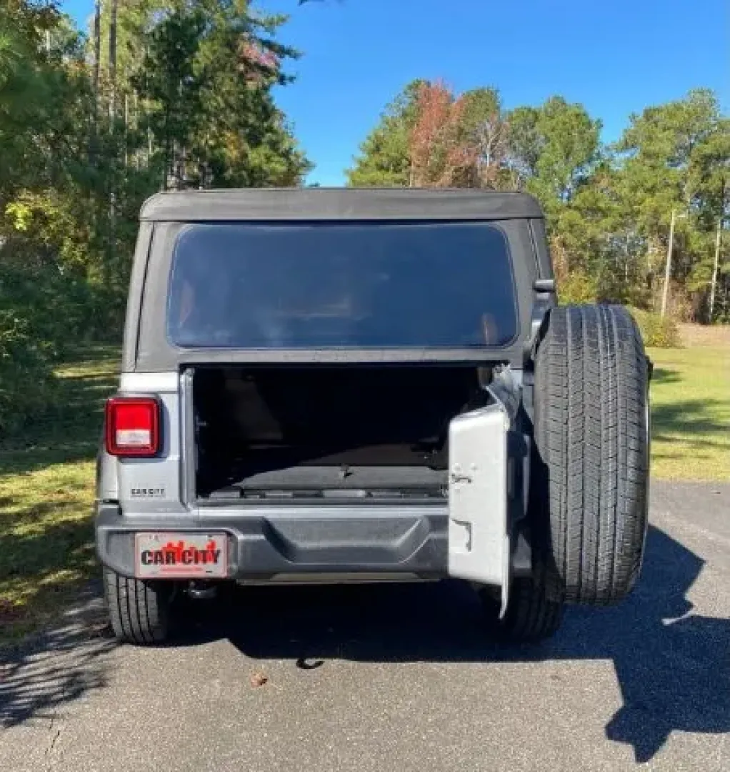 2020 Jeep Wrangler Sport S 4X4 (1C4HJXDG8LW) with an 3.6L V6 DOHC 24V FFV engine, 6A transmission, located at 2761 East Hwy 501, Conway, SC, 29526, (843) 331-1151, 33.781528, -78.989883 - **Explore New Adventures with the 2020 Jeep Wrangler Sport S 4X4!** <br /> <br /> Are you ready to elevate your outdoor adventures or simply make your daily commute more enjoyable? The 2020 Jeep Wrangler Sport S 4X4 is the perfect companion for those who crave a lifestyle filled with exploration and - Photo#8